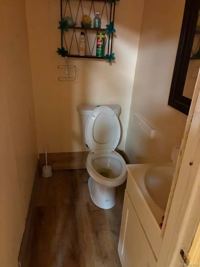 #9 photo, 238 Broadway, Newburgh , NY 12550