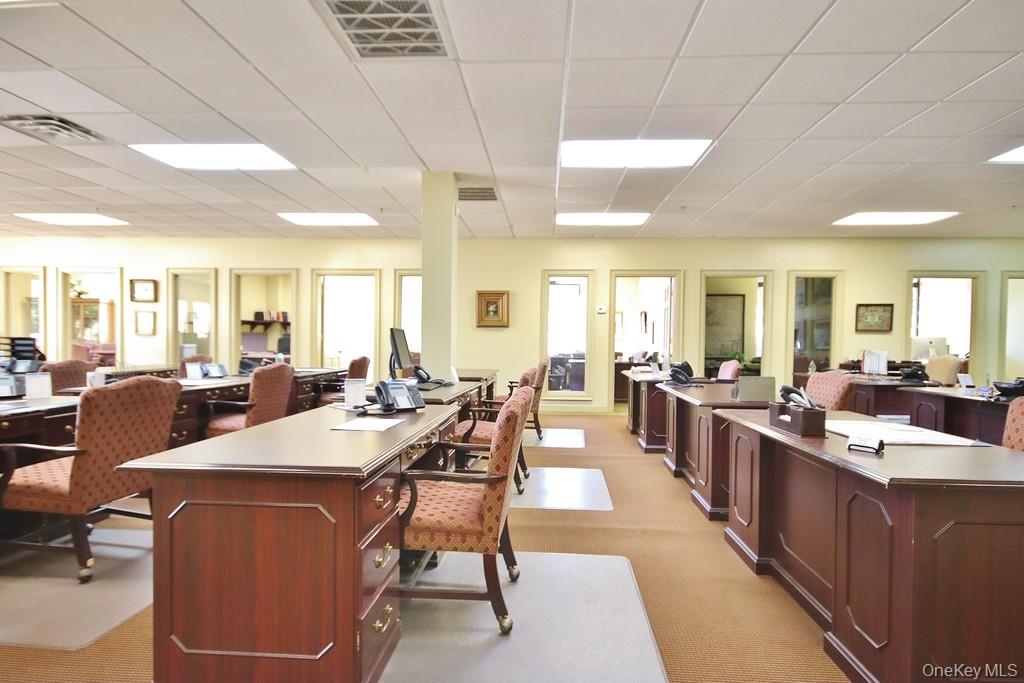 #16 photo, 5020 US ROUTE 9W, Newburgh , NY 12550