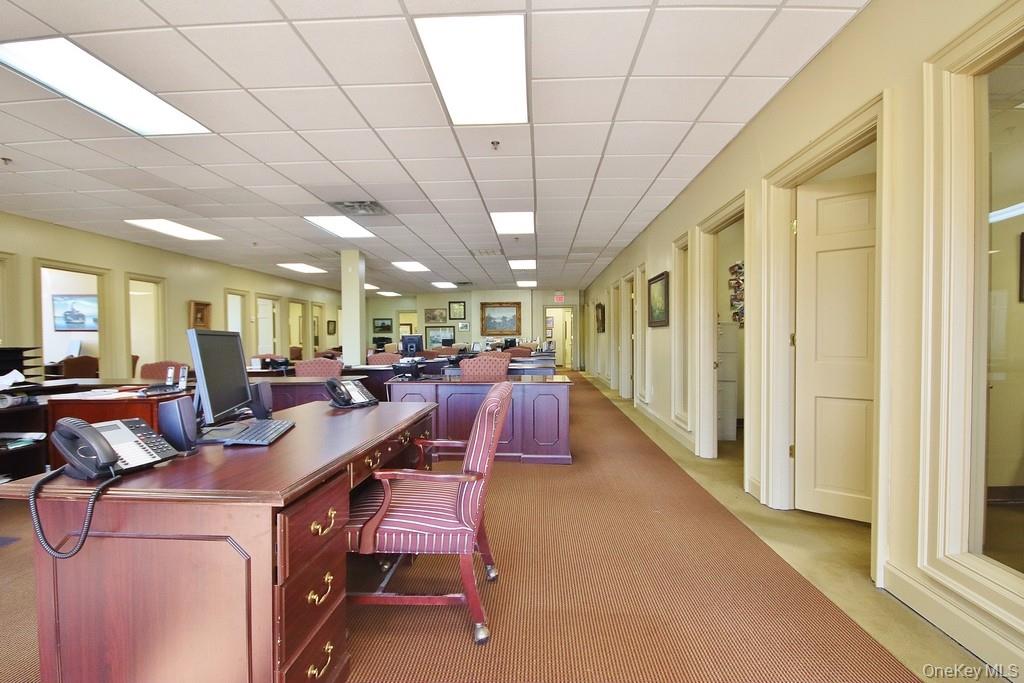 #4 photo, 5020 US ROUTE 9W, Newburgh , NY 12550