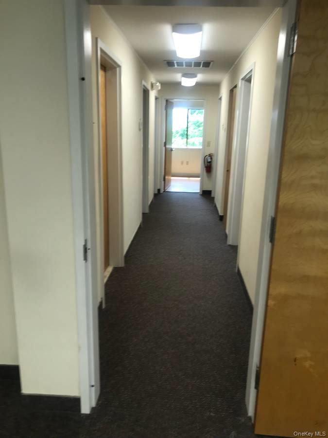 #4 photo, 7 Pine Woods Road, Hyde Park , NY 12538