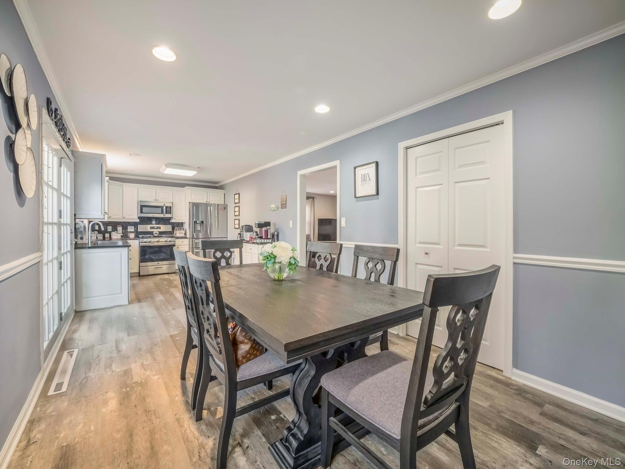 #4 photo, 19 Hillside Avenue, Suffern , NY 10901