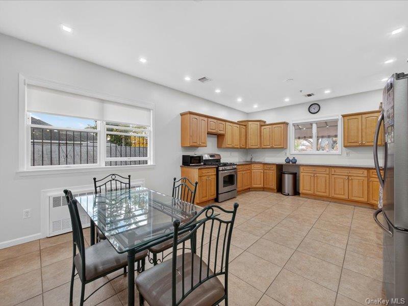 #7 photo, 75 Herrick Avenue, Spring Valley , NY 10977