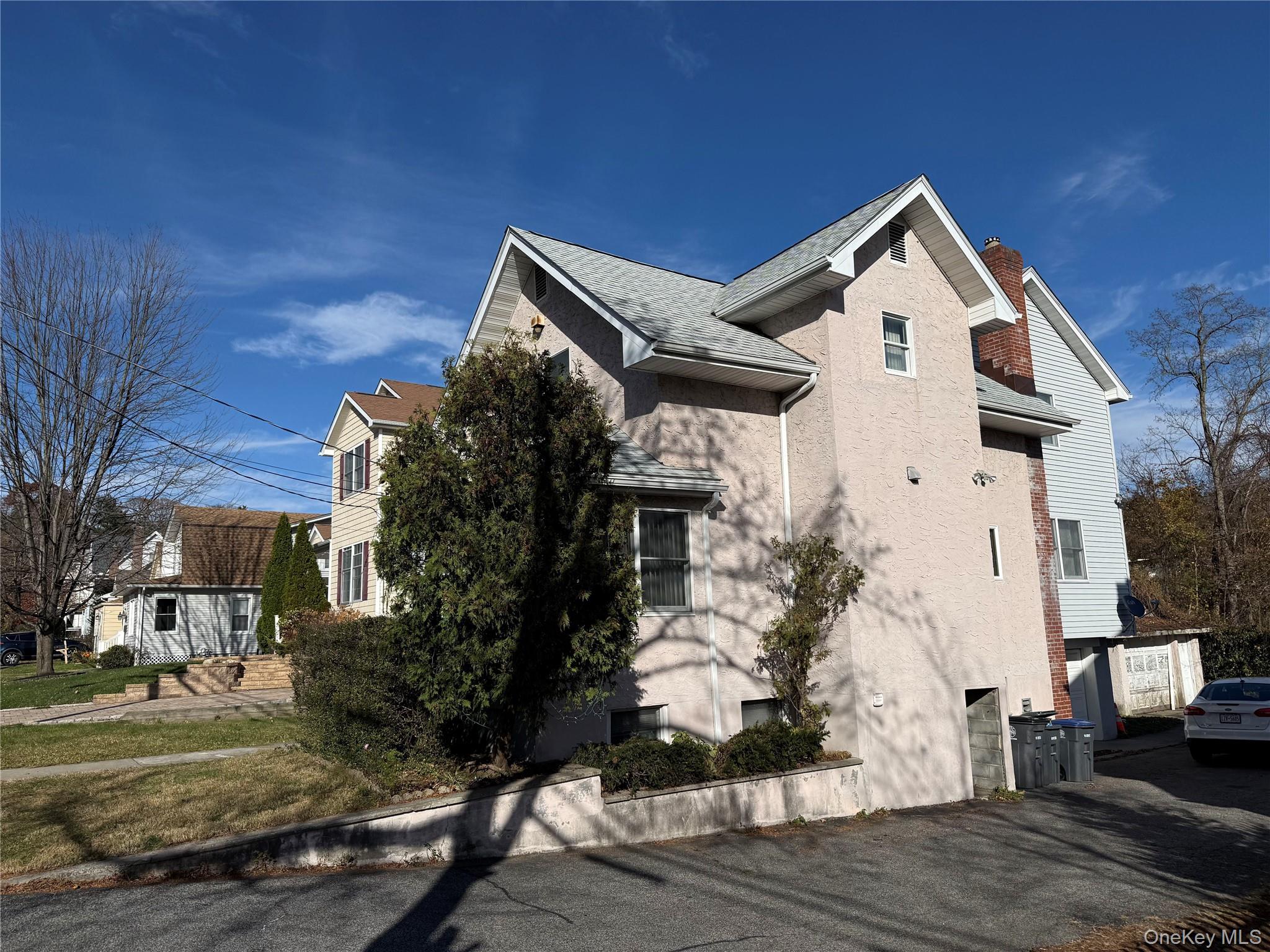 #3 photo, 60 Cloverdale Avenue, White Plains , NY 10603