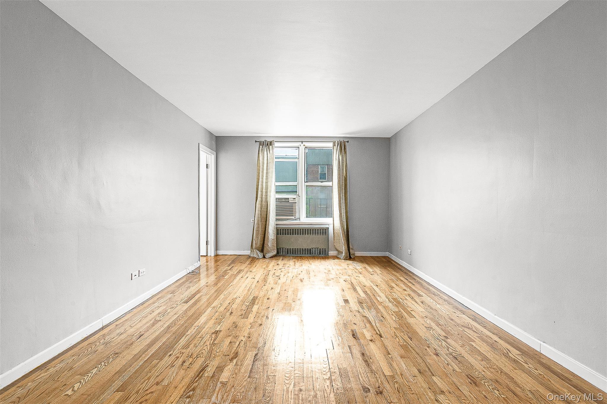 #12 photo, 67-30 Clyde Street, Forest Hills , NY 11375