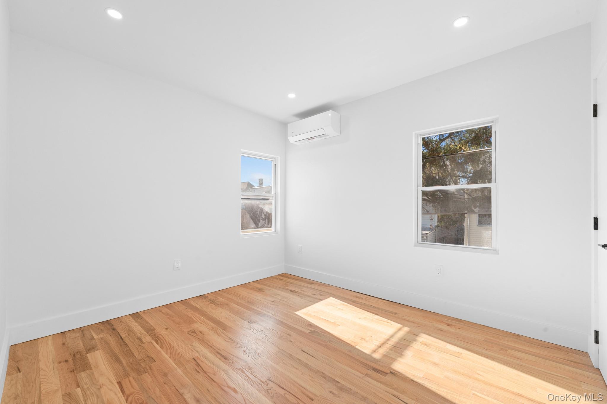 #11 photo, 7612 85th Drive, Woodhaven , NY 11421