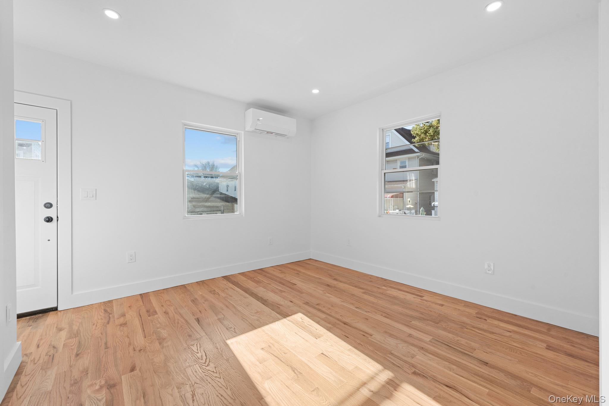 #8 photo, 7612 85th Drive, Woodhaven , NY 11421