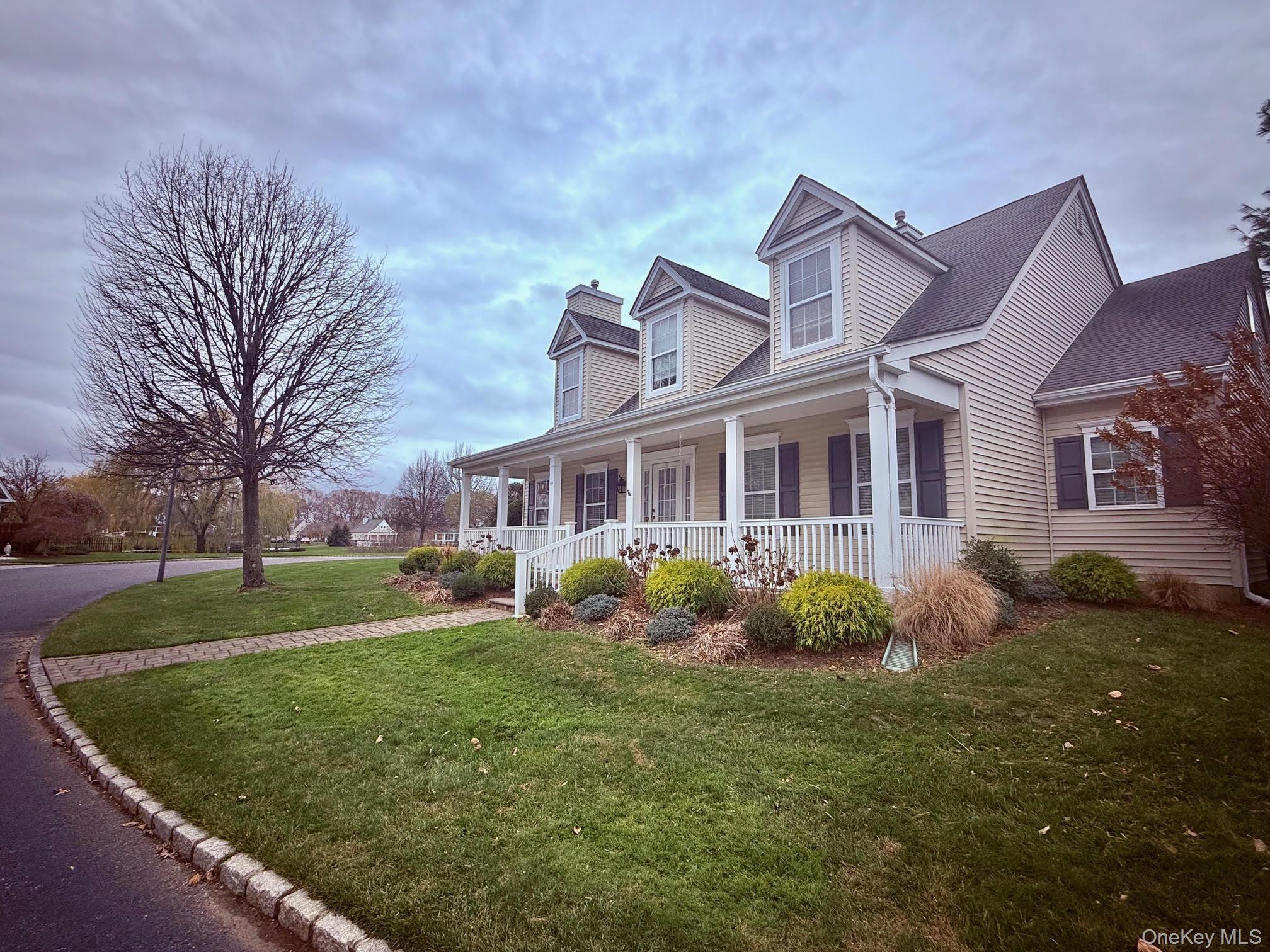 #2 photo, 41 Golden Spruce Drive, Calverton , NY 11933