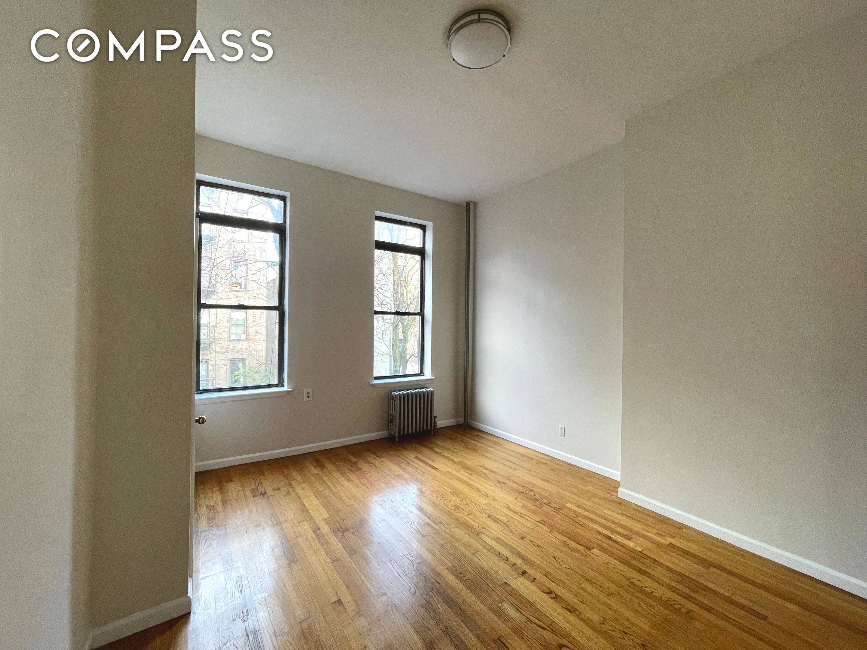 #12 photo, New York City, East Village , NY 10009