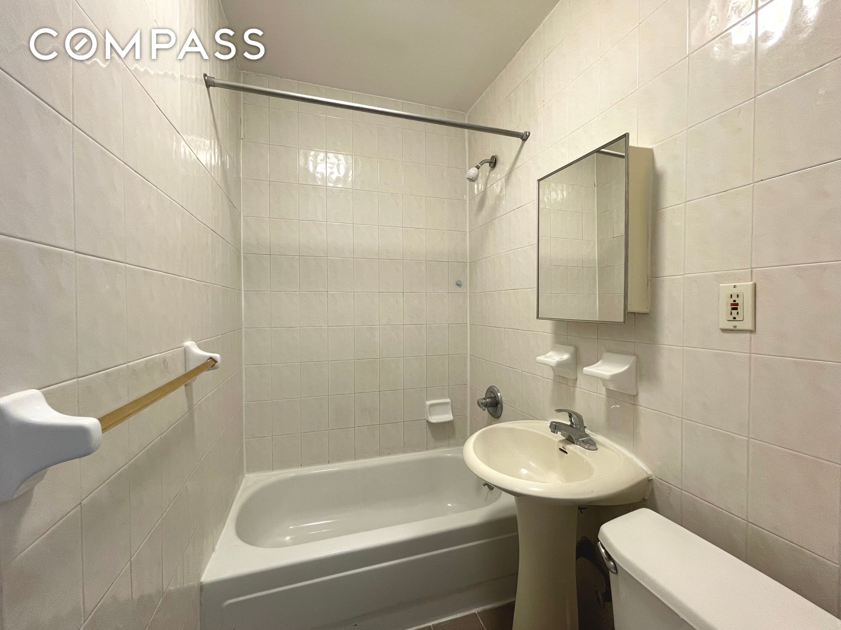 #13 photo, New York City, East Village , NY 10009