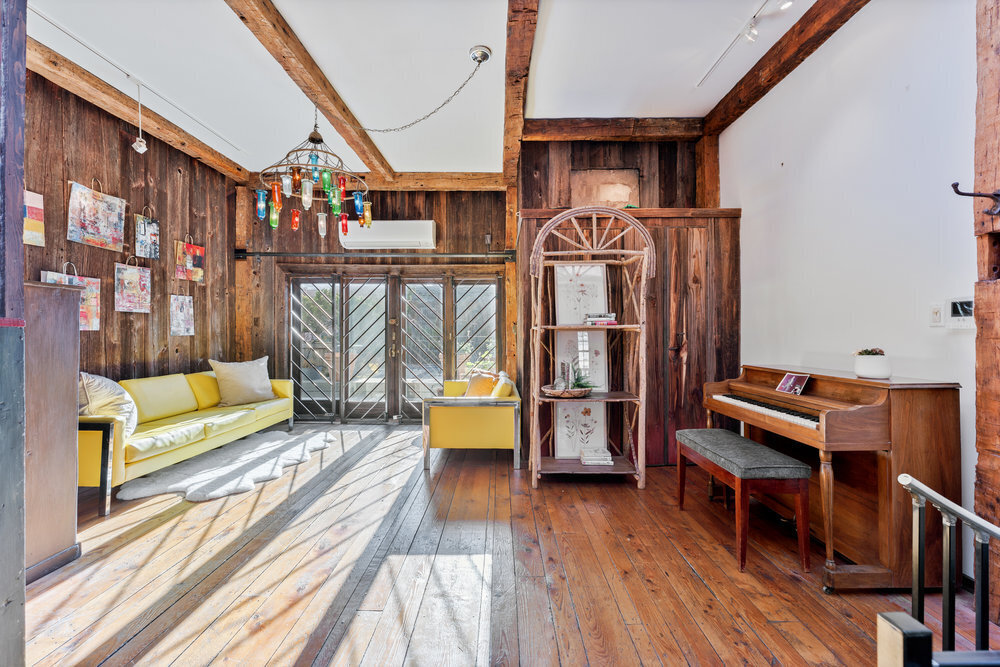 #22 photo, 463 W 47th Street, Hells Kitchen , NY 10036