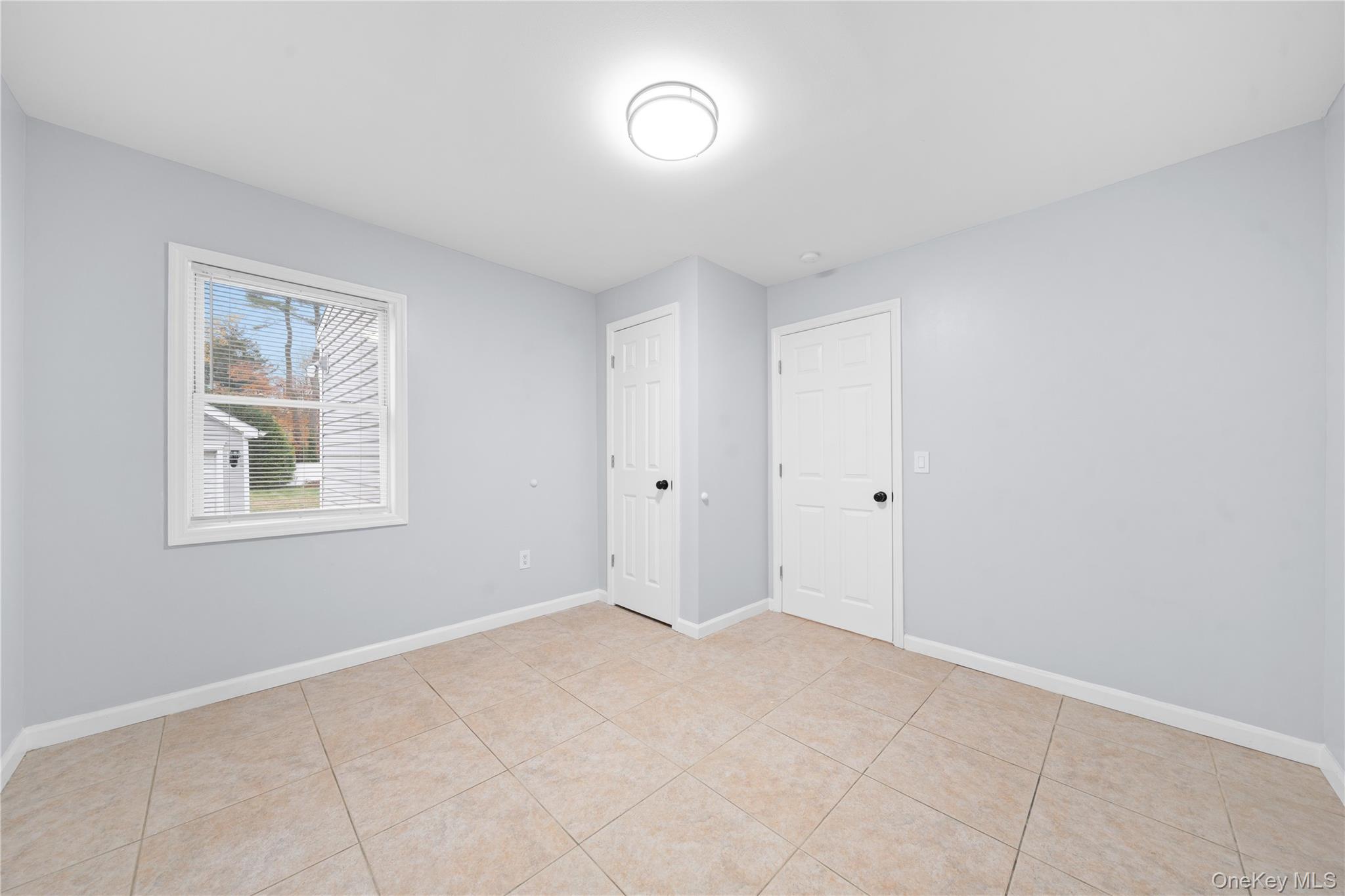 #9 photo, 36 W 19th Street, Huntington Station , NY 11746