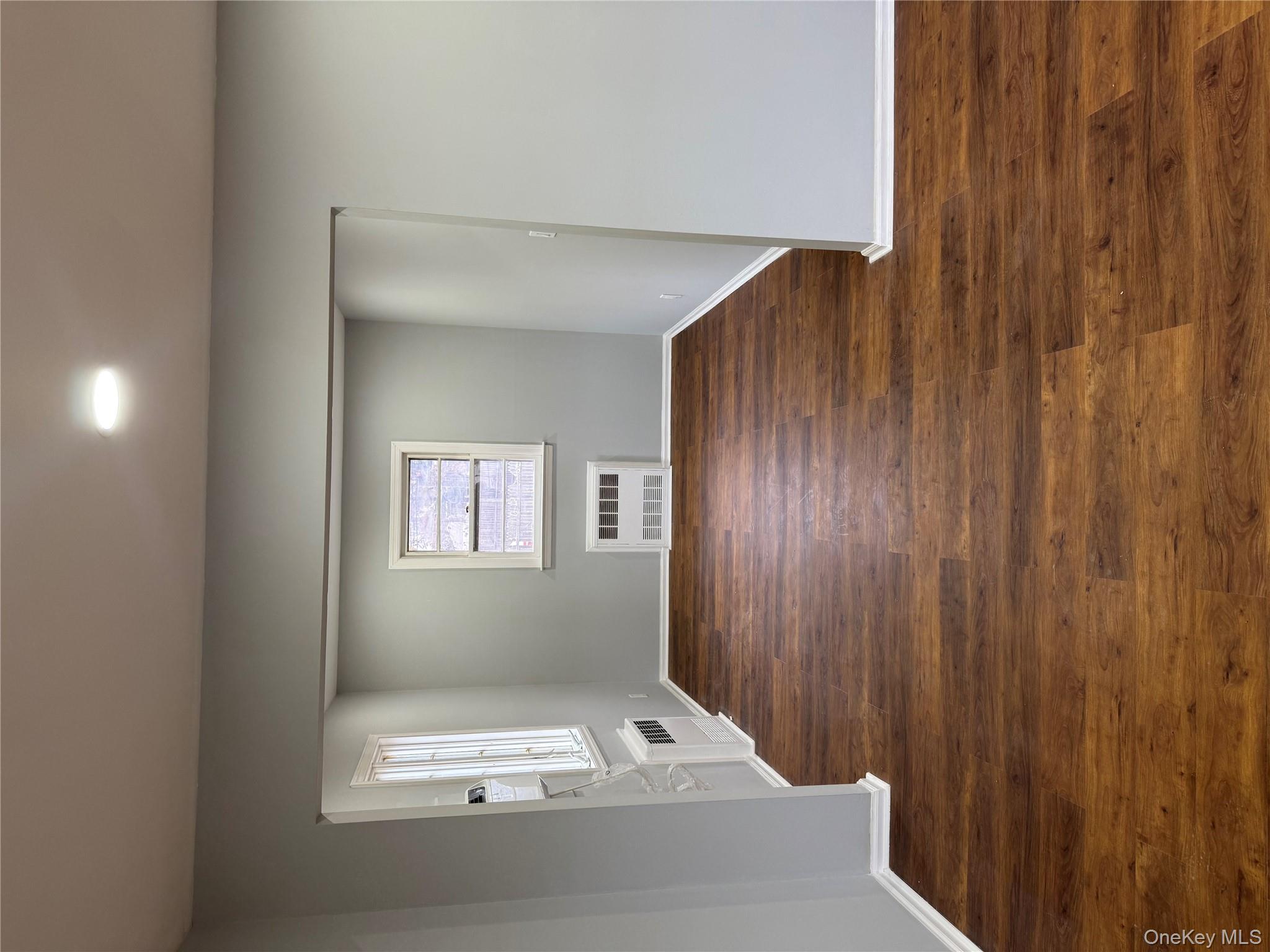 #9 photo, 1536 5th Street, West Babylon , NY 11704