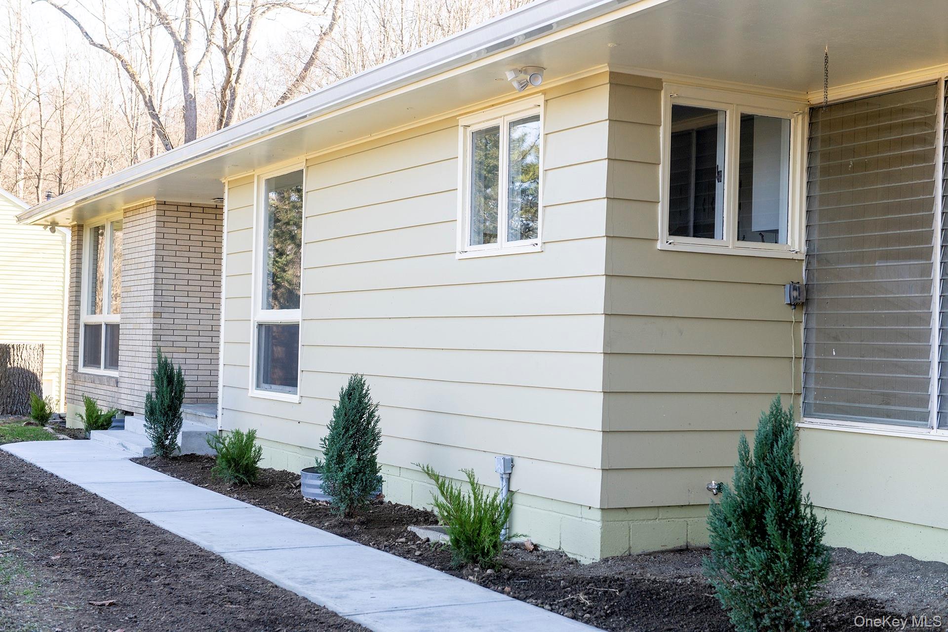 #2 photo, 58 On The Green, Verbank , NY 12585