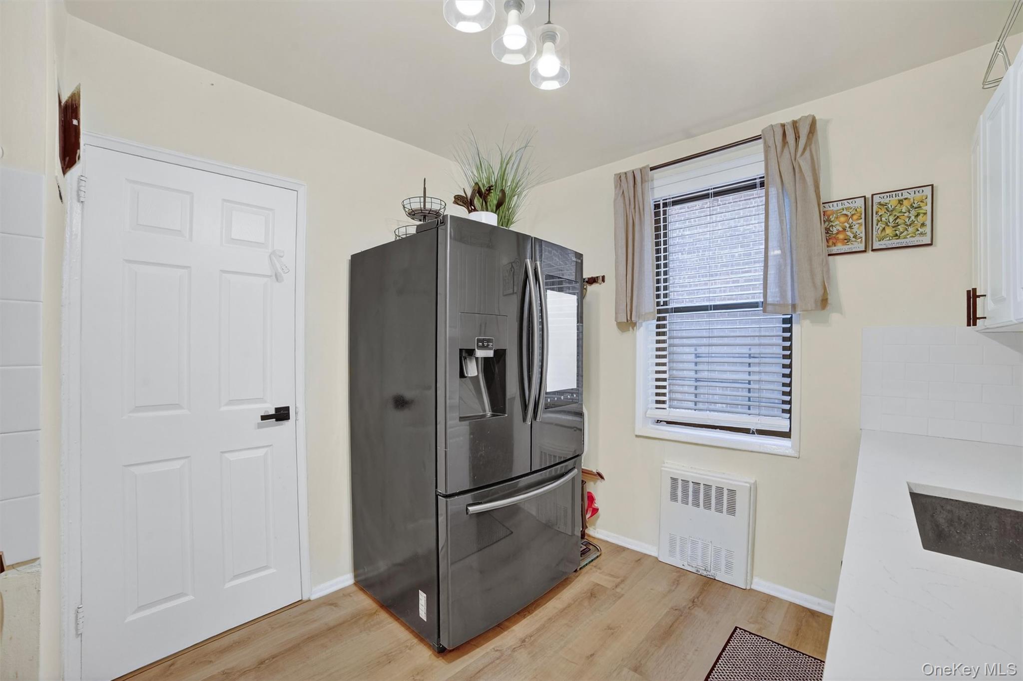 #20 photo, 6495 Broadway, Bronx , NY 10471