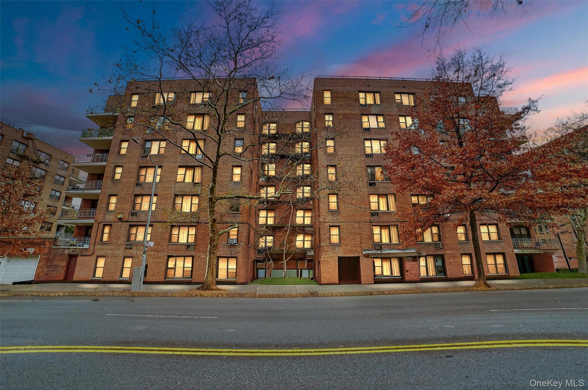 #5 photo, 6495 Broadway, Bronx , NY 10471