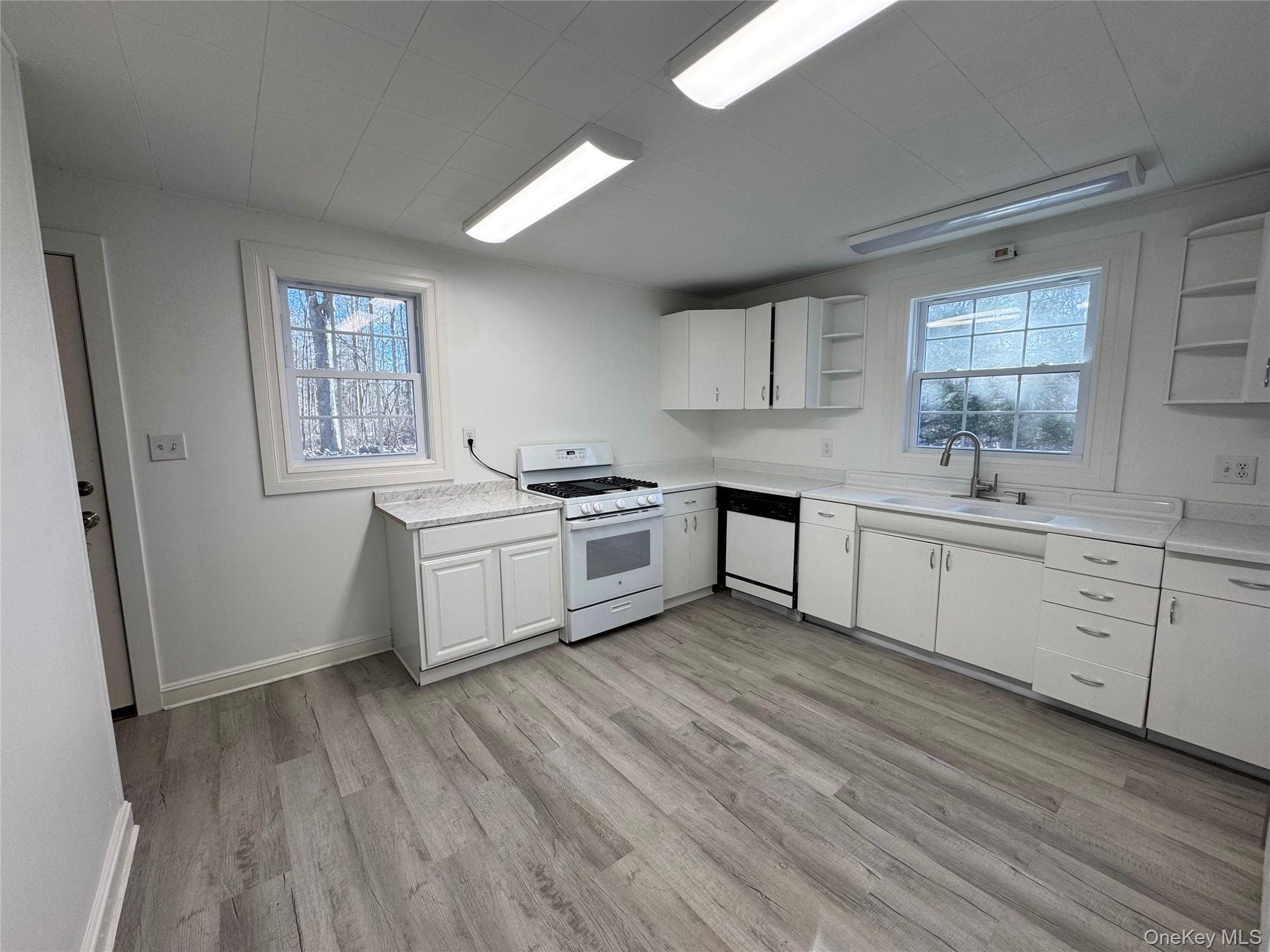 #14 photo, 68 Chapel Road, Newburgh , NY 12550