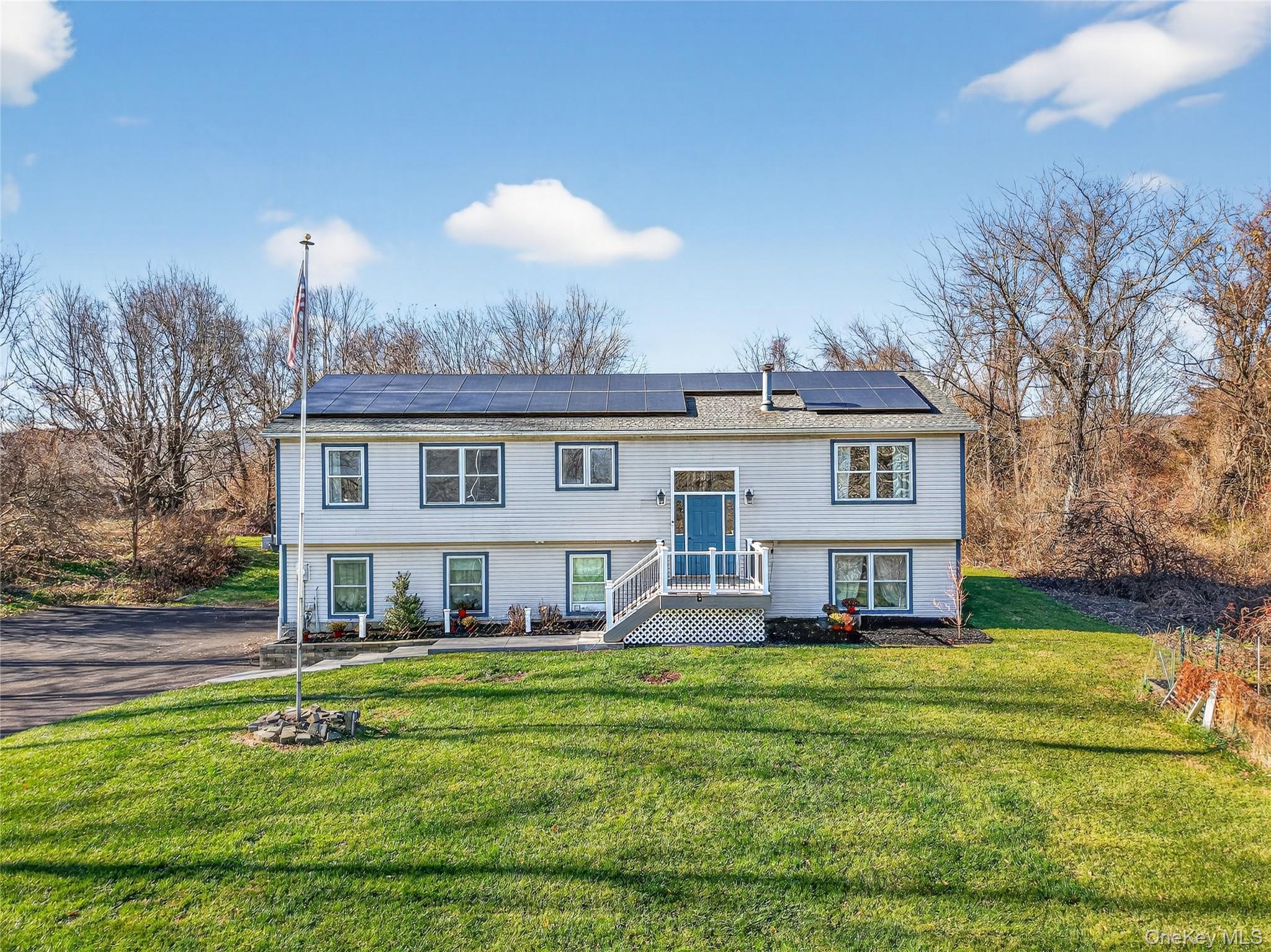 #1 photo, 387 Cornwall Hill Road, Patterson , NY 12563