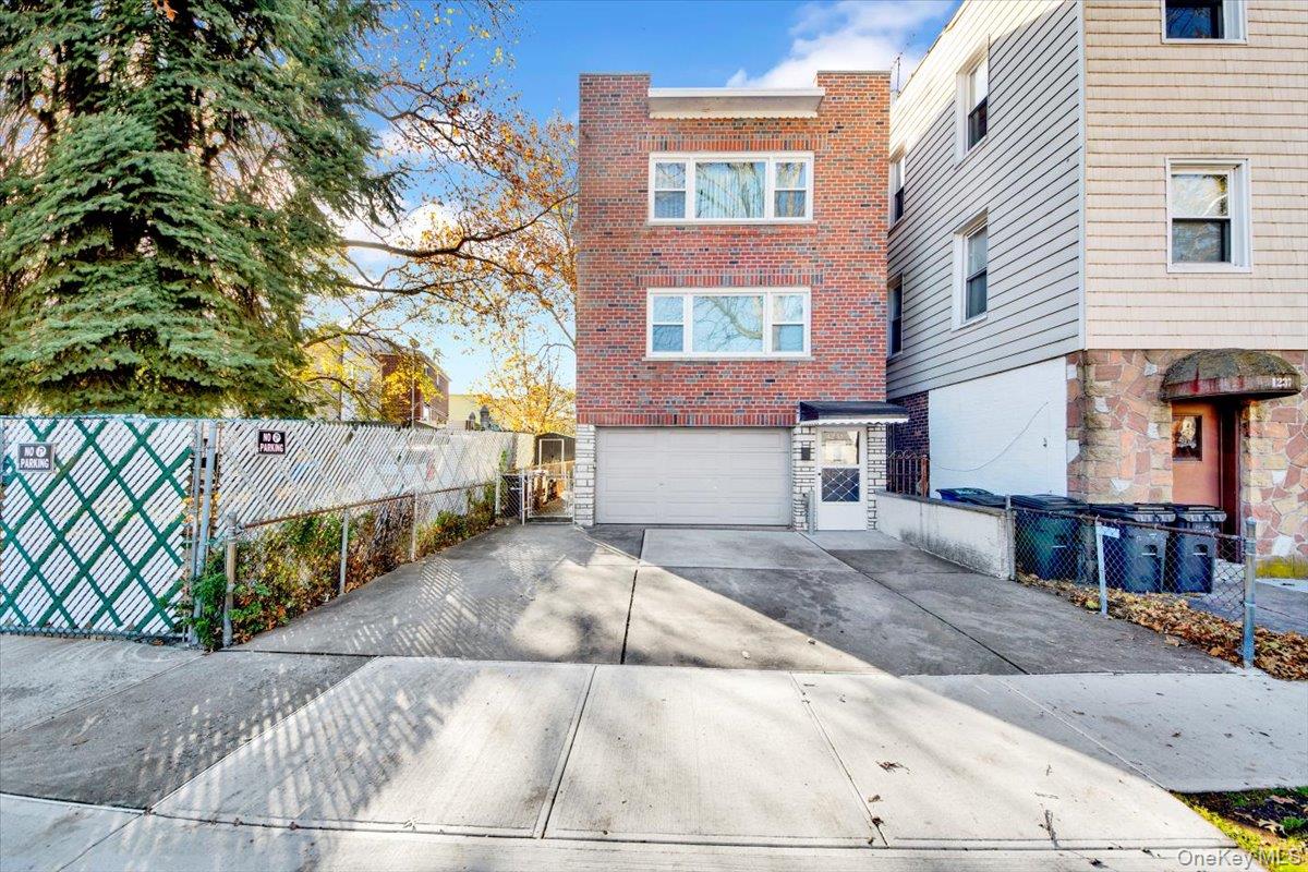 #1 photo, 1235 Crosby Avenue, Bronx , NY 10461