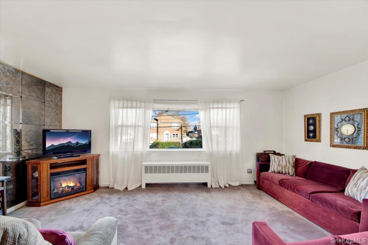 #11 photo, 1235 Crosby Avenue, Bronx , NY 10461