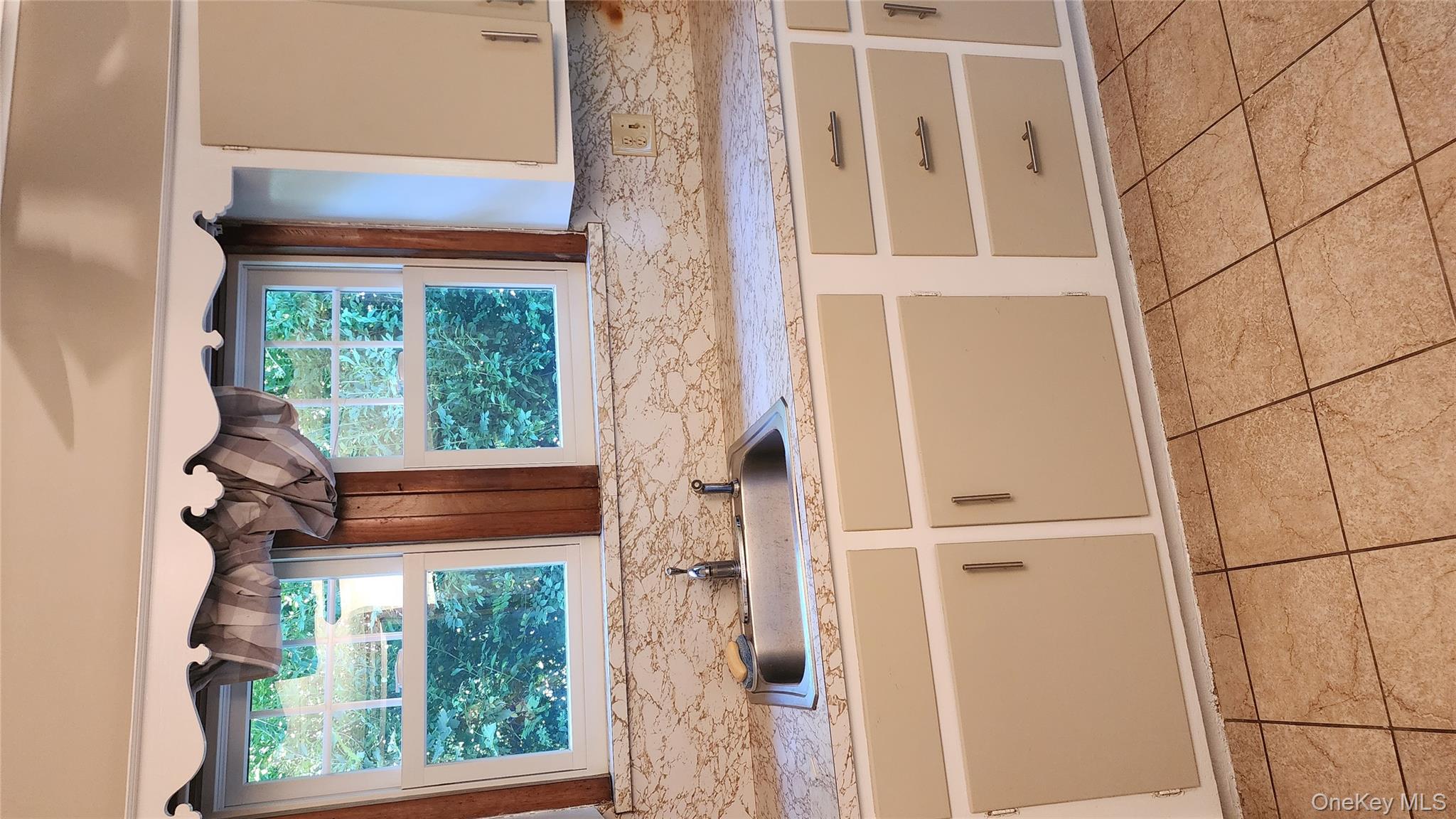 #10 photo, 22 Beach Street, White Plains , NY 10604