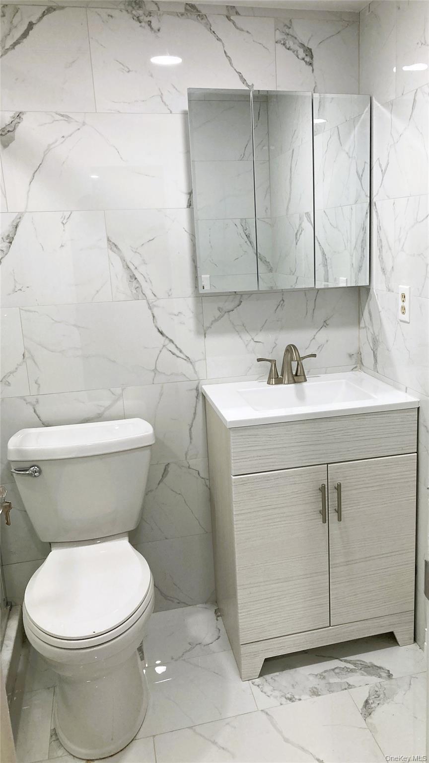 #8 photo, 130 Colonial Parkway, Yonkers , NY 10710