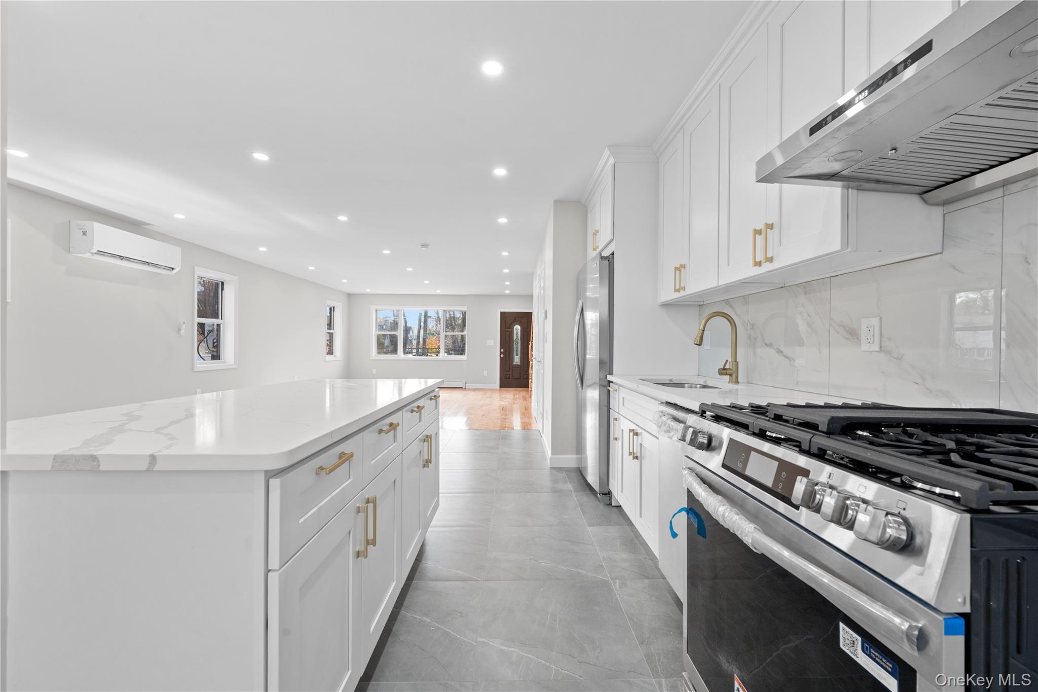 #4 photo, 16419 32nd Avenue, Flushing , NY 11358