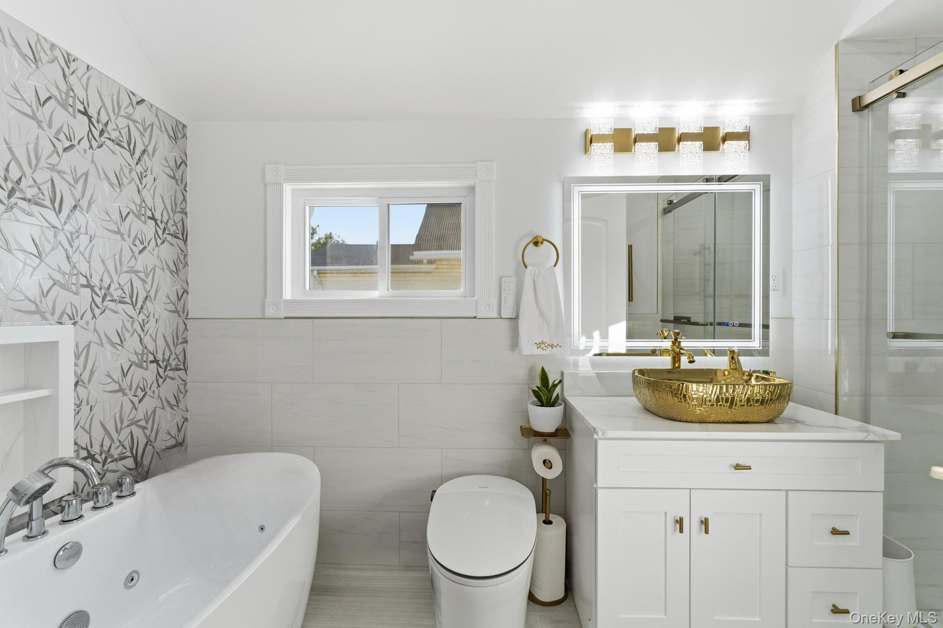 #11 photo, 13724 133rd Avenue, Jamaica , NY 11436