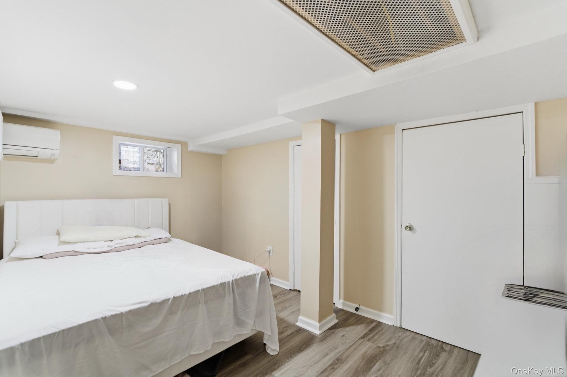 #15 photo, 13724 133rd Avenue, Jamaica , NY 11436