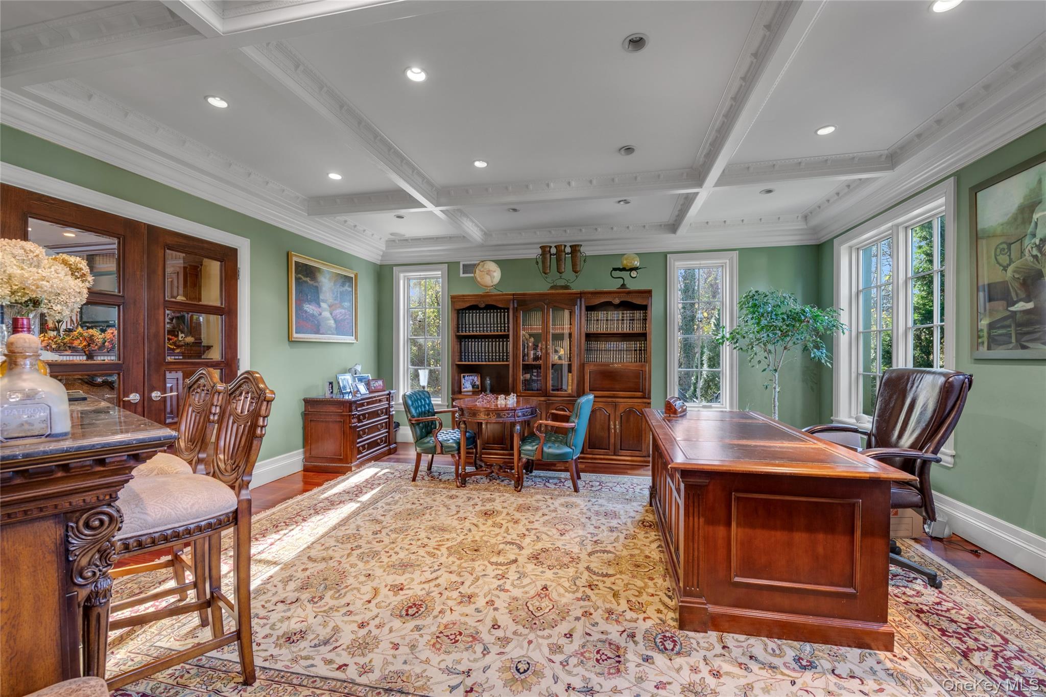 #19 photo, 109 Wheatley Road, Brookville , NY 11545