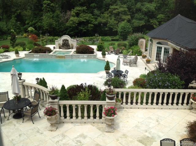 #5 photo, 109 Wheatley Road, Brookville , NY 11545