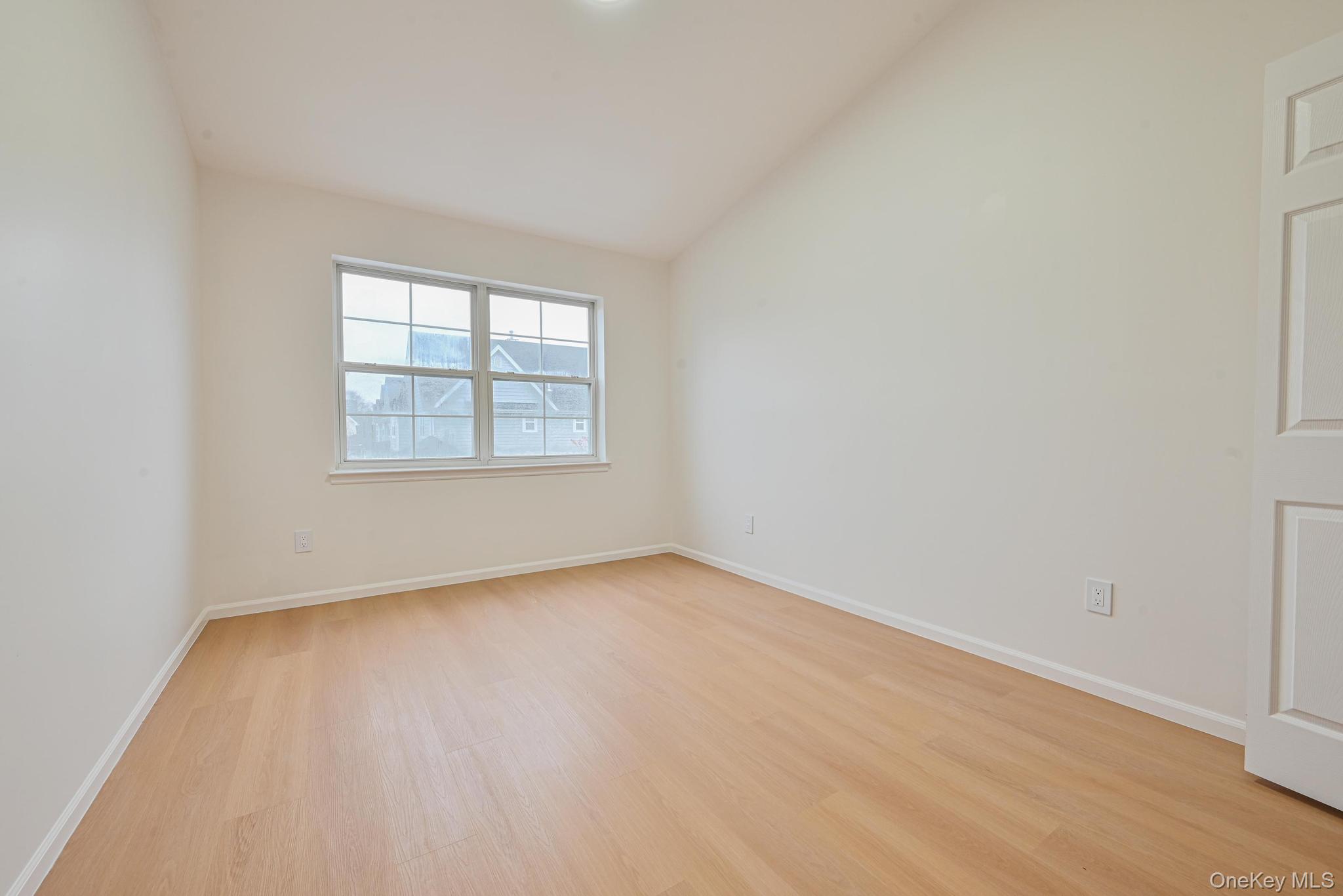 #17 photo, 11 Northwood Blvd, Central Islip , NY 11722