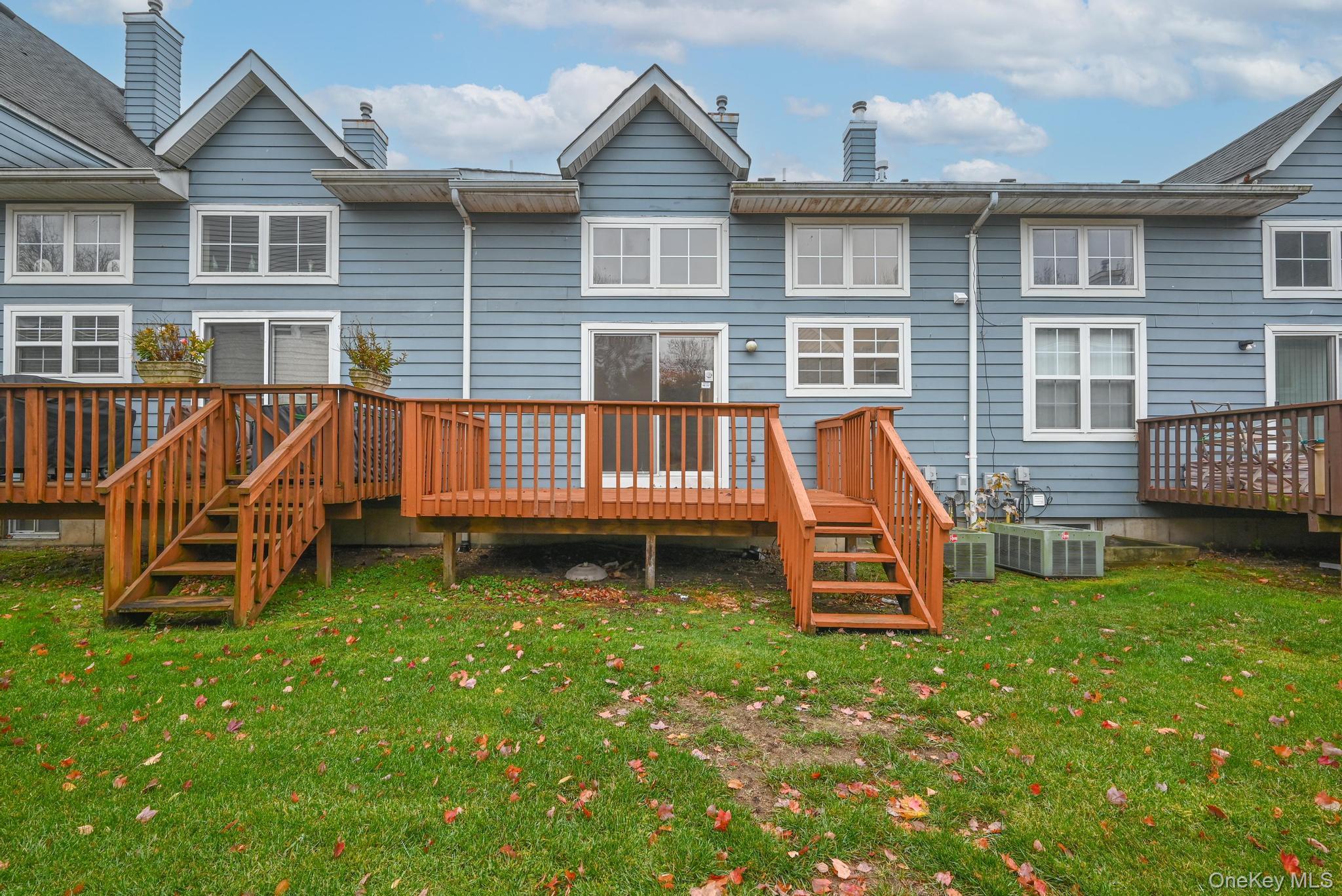 #5 photo, 11 Northwood Blvd, Central Islip , NY 11722