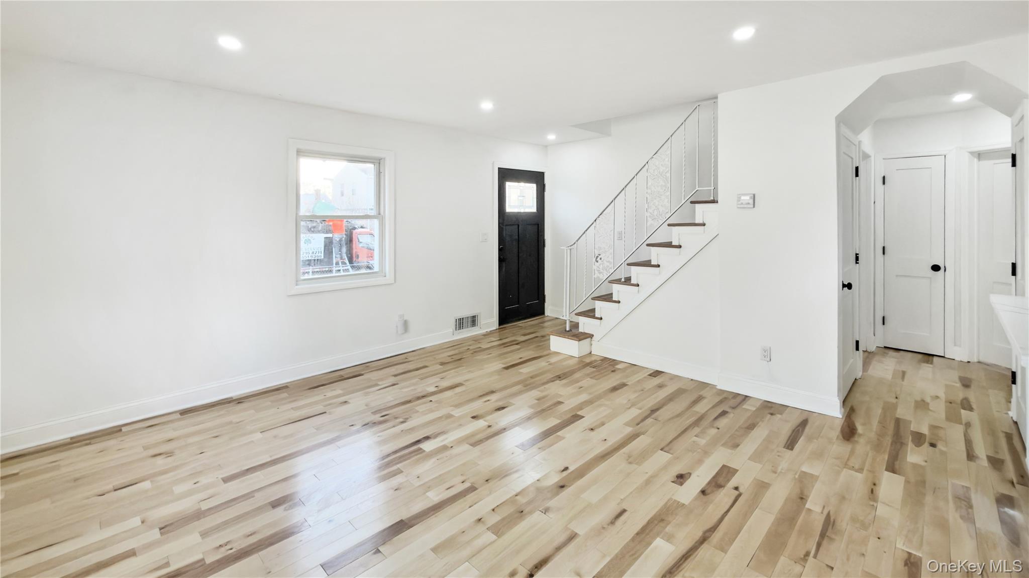 #13 photo, 15 Circle Drive, Hempstead , NY 11550