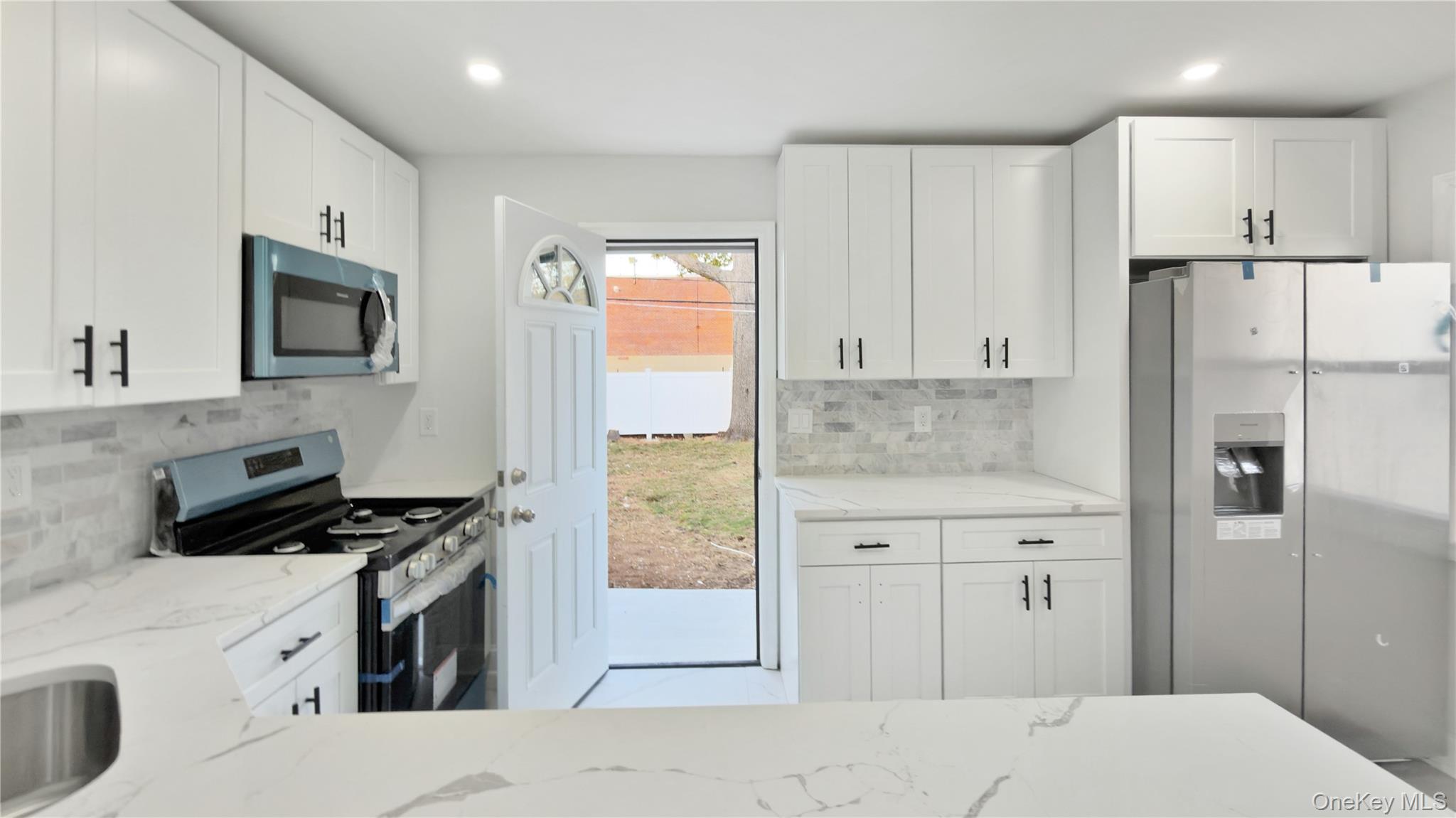 #18 photo, 15 Circle Drive, Hempstead , NY 11550