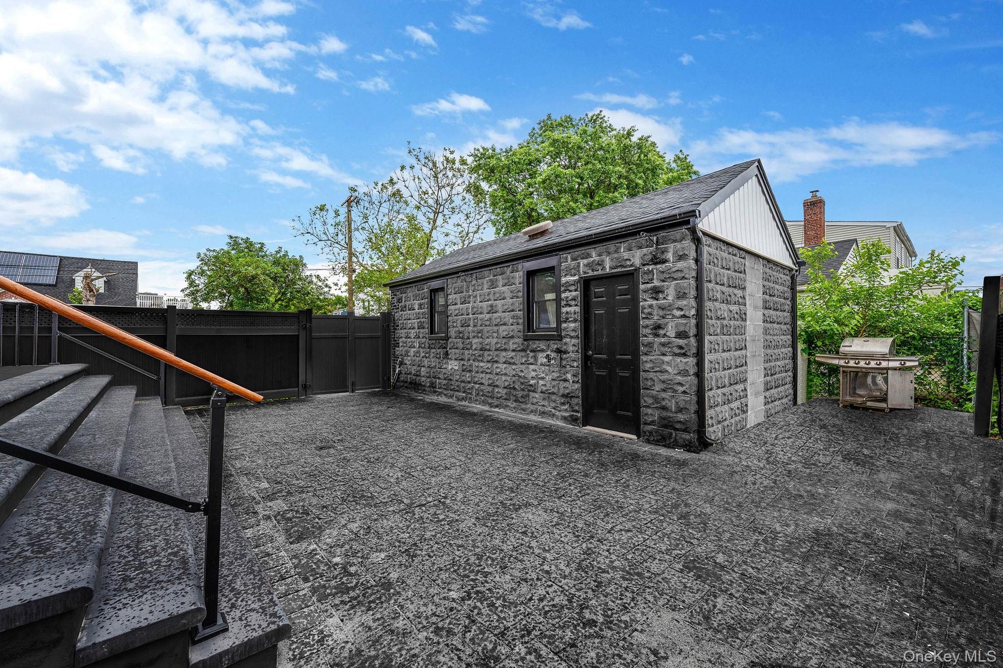 #3 photo, 87 Sobro Avenue, Valley Stream , NY 11580