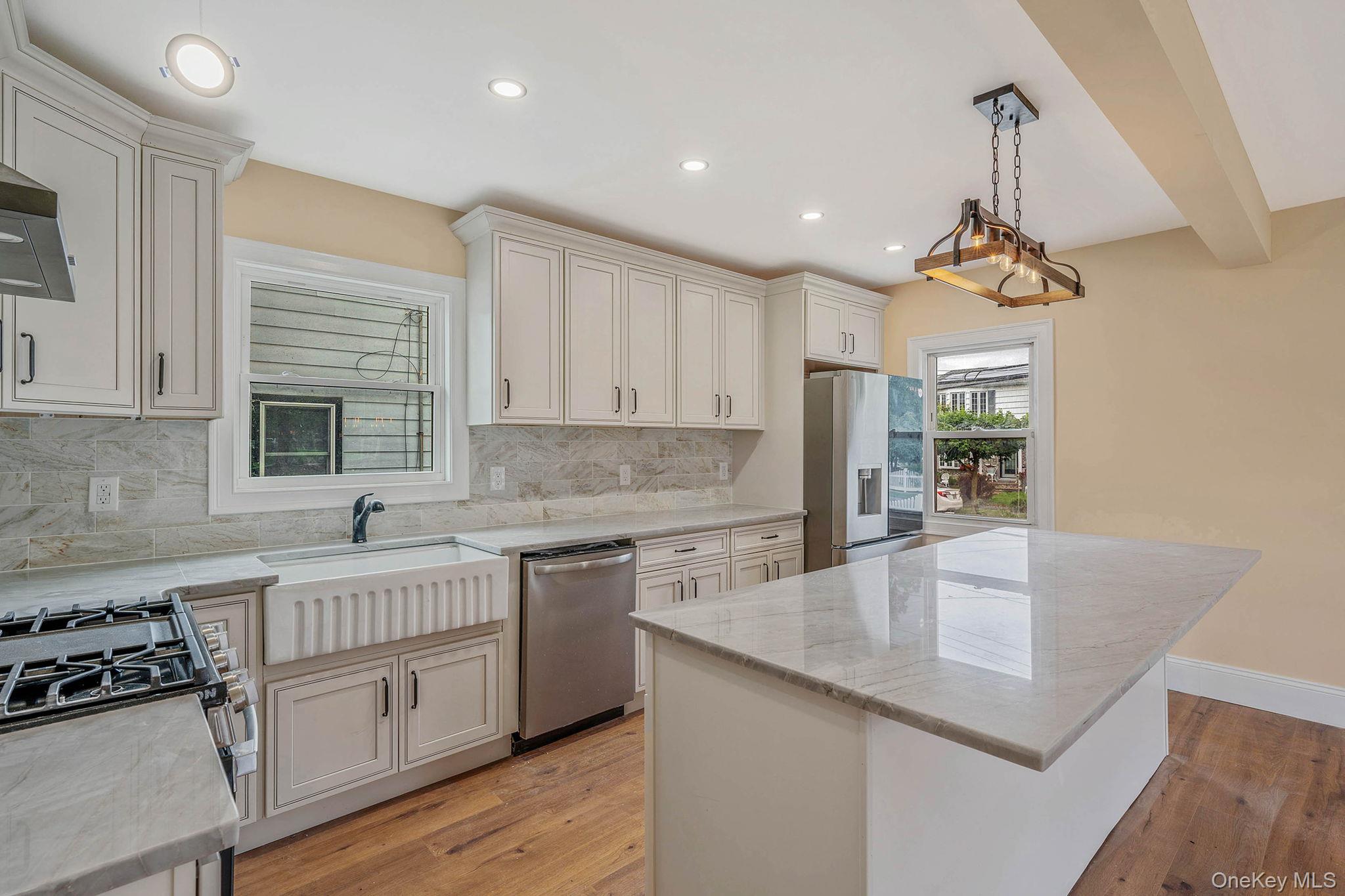 #4 photo, 87 Sobro Avenue, Valley Stream , NY 11580