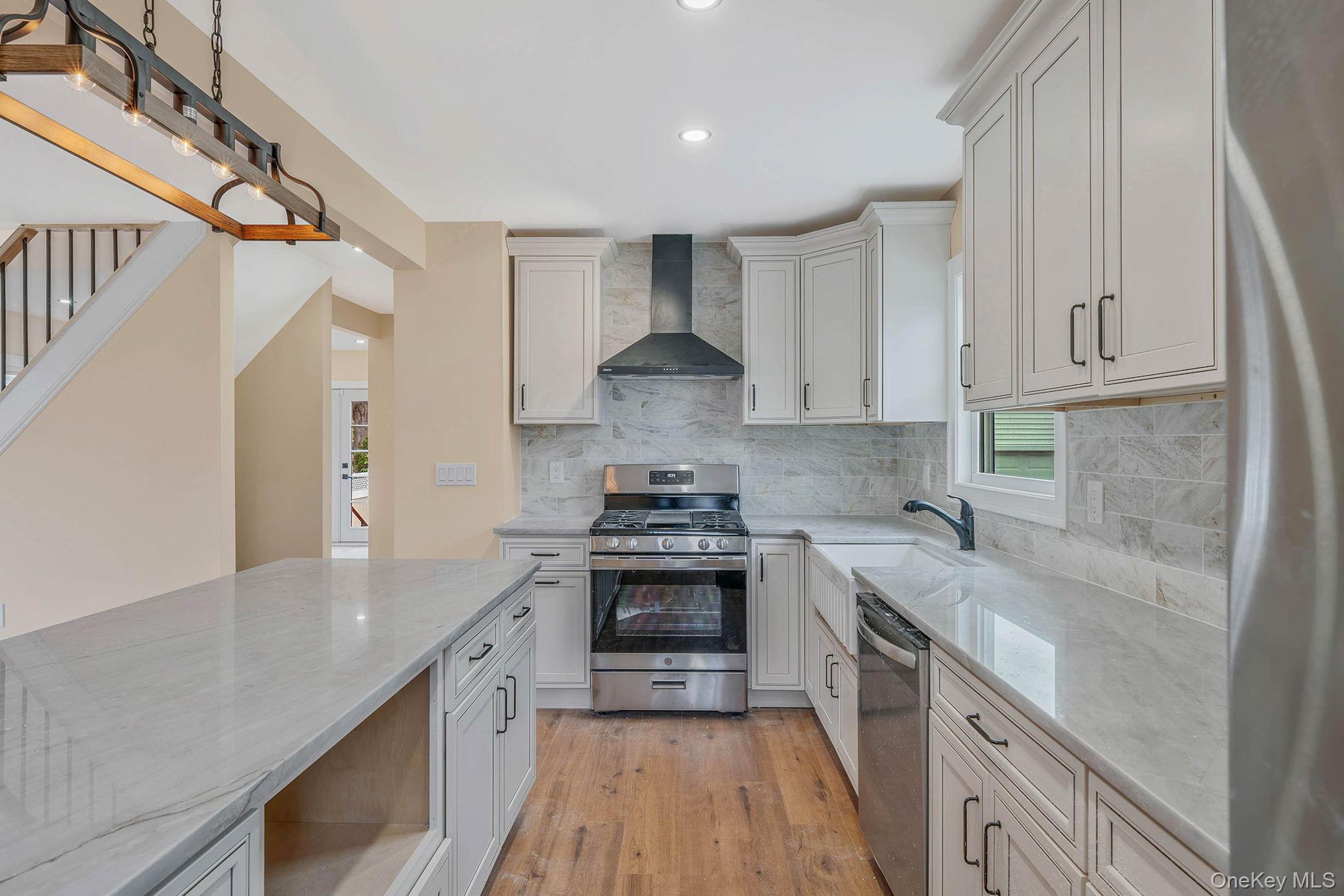 #5 photo, 87 Sobro Avenue, Valley Stream , NY 11580