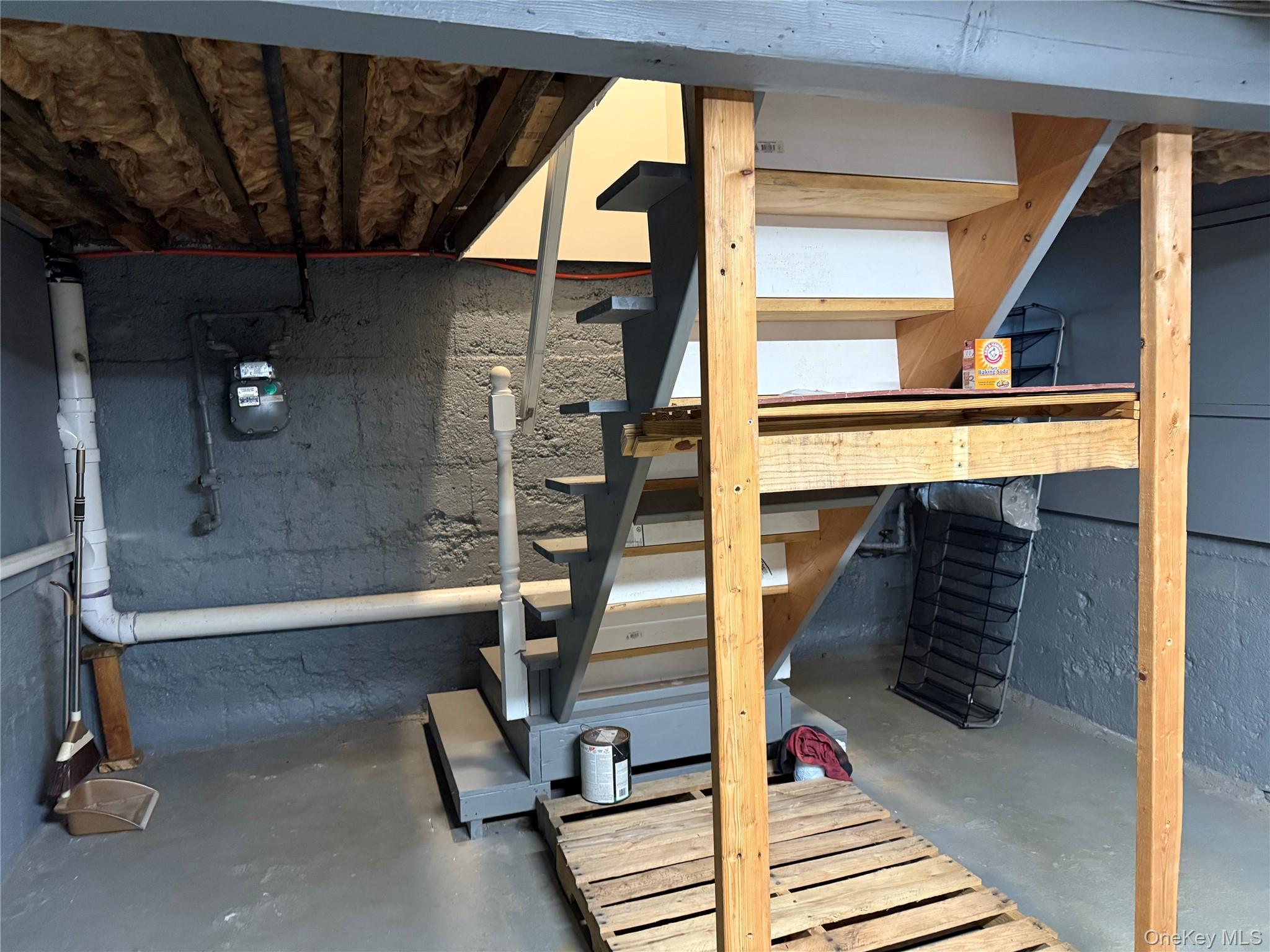 #14 photo, 76 Van Cott Avenue, Hempstead , NY 11550