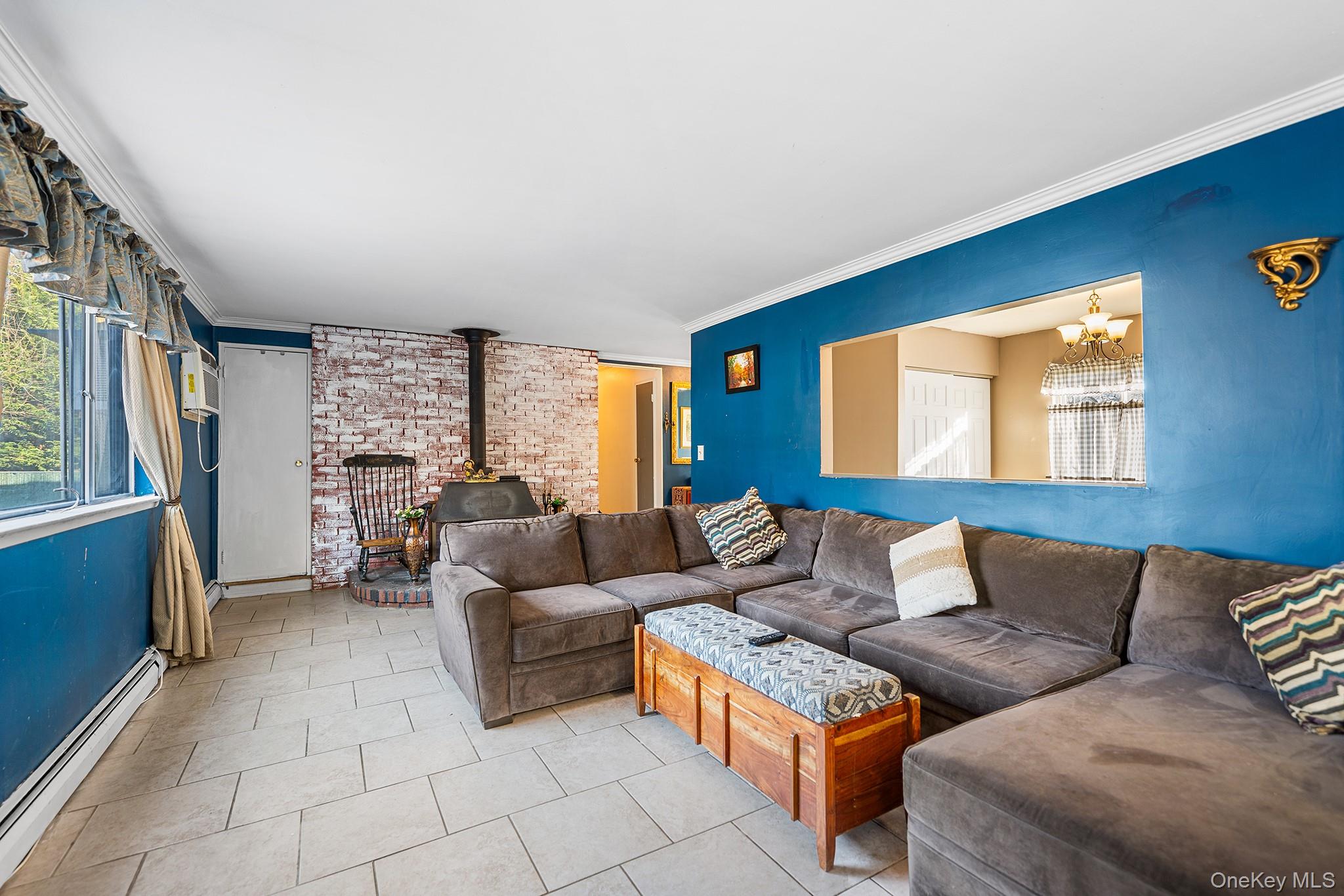 #12 photo, 351 Atlantic Street, Central Islip , NY 11722