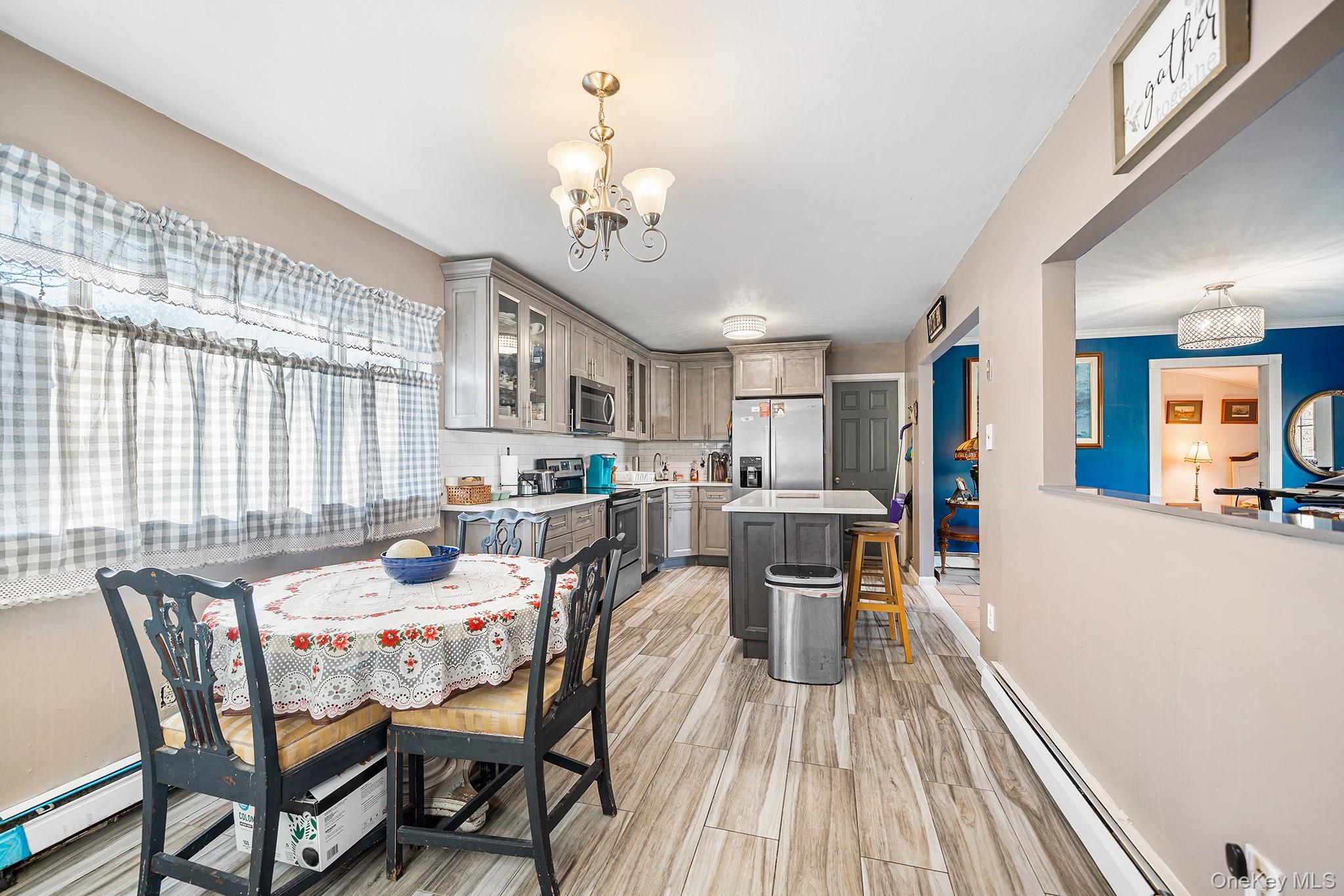 #5 photo, 351 Atlantic Street, Central Islip , NY 11722