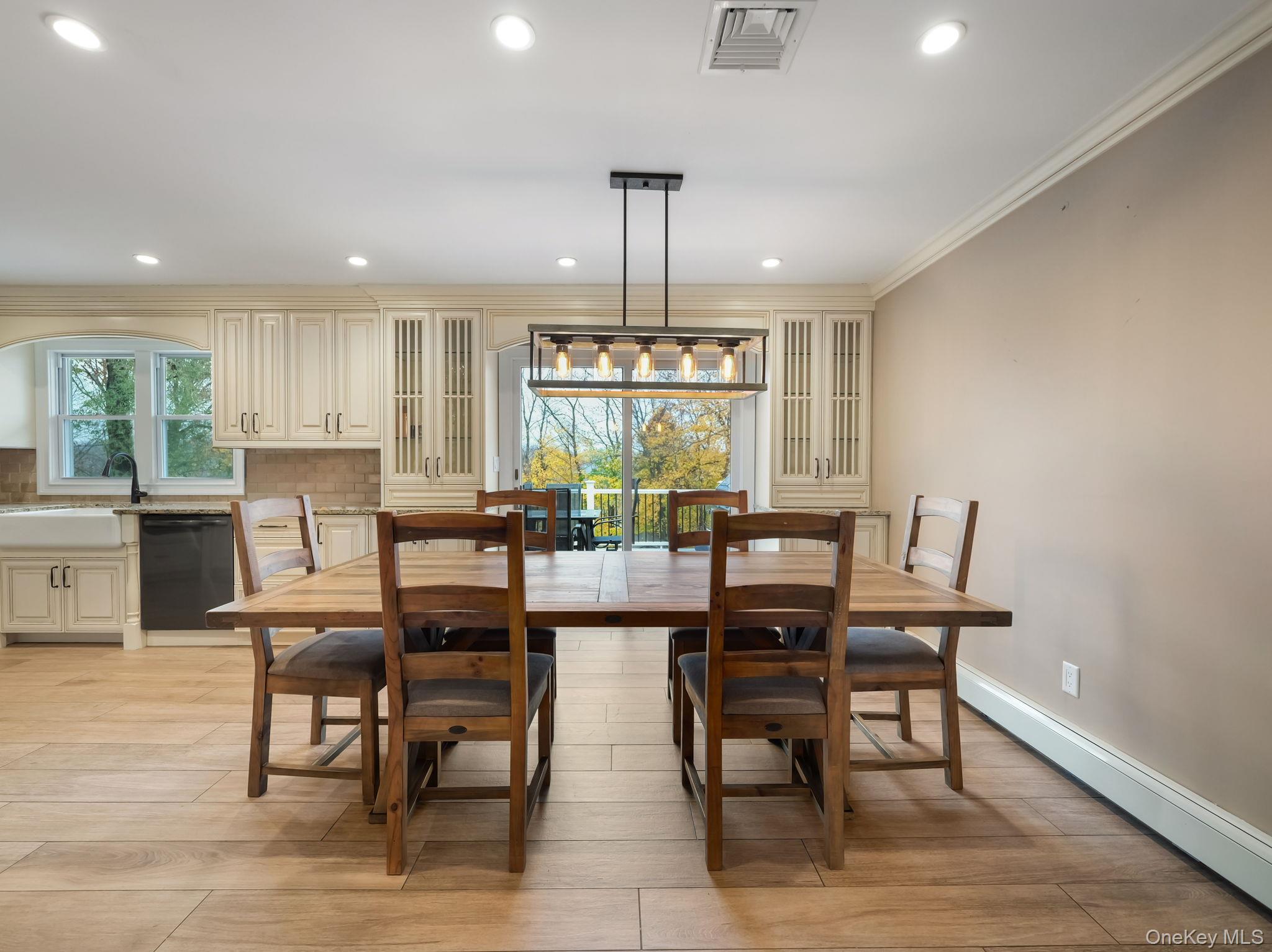 #13 photo, 168 N Lincoln Street, Pearl River , NY 10965