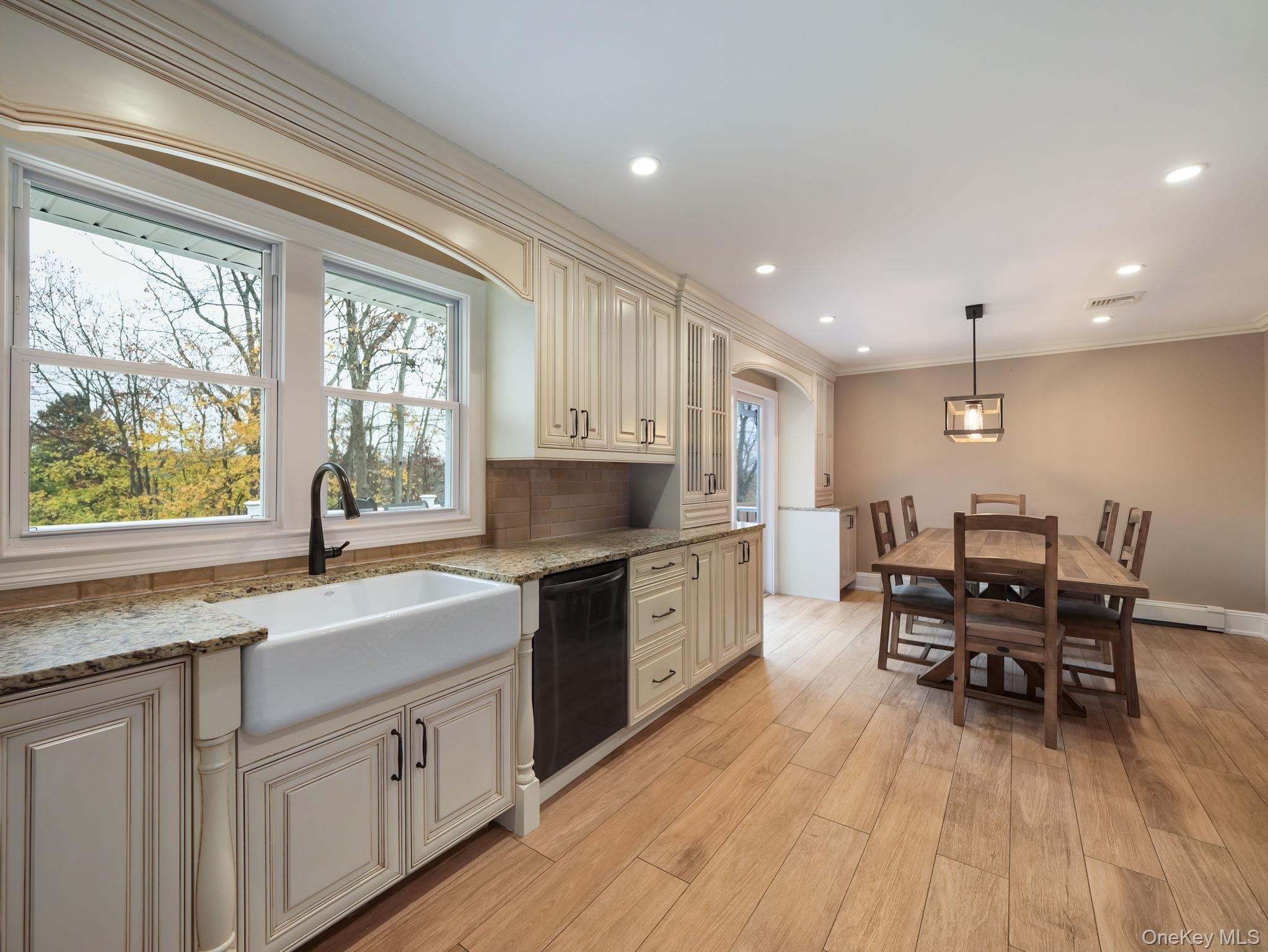 #17 photo, 168 N Lincoln Street, Pearl River , NY 10965