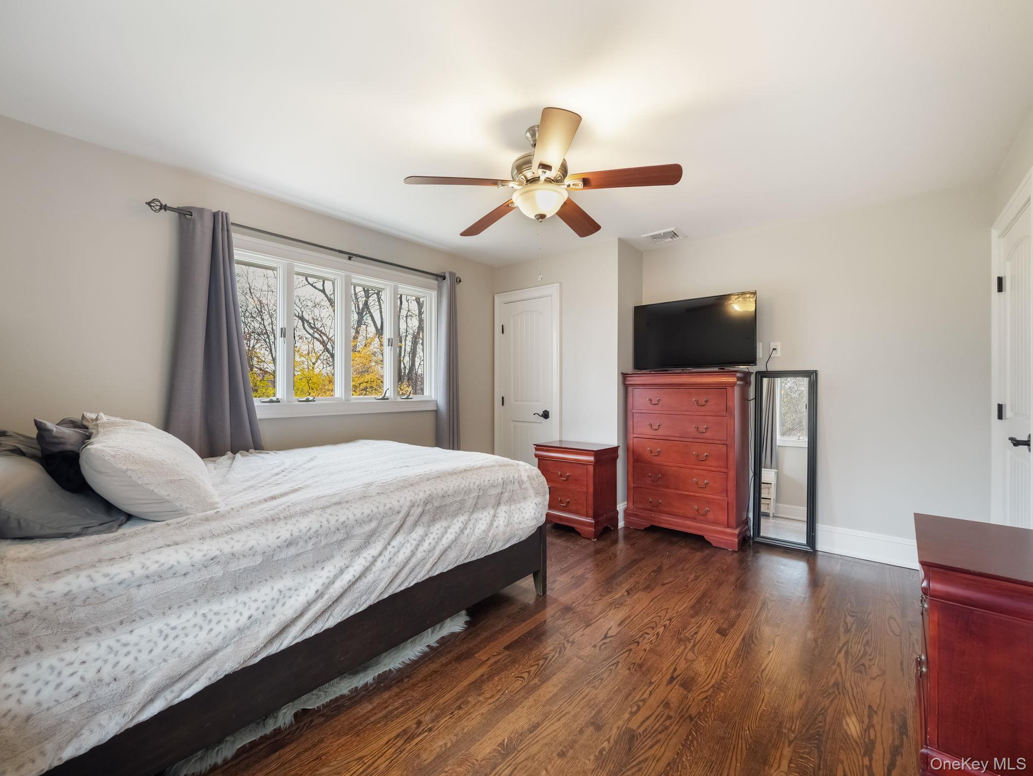 #20 photo, 168 N Lincoln Street, Pearl River , NY 10965