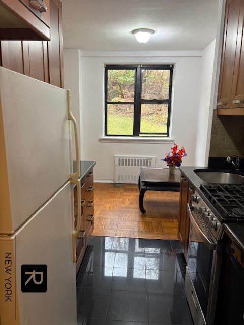 #8 photo, 735 Kappock Street, Spuyten Duyvil , NY 10463