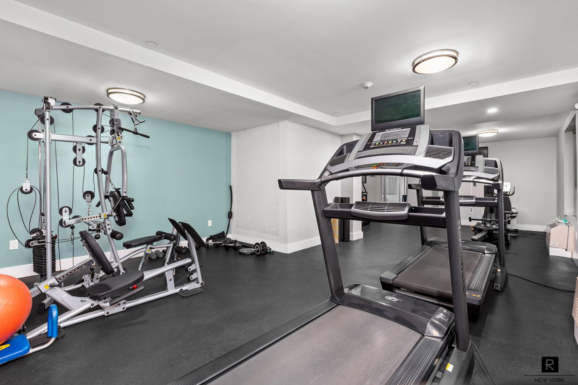 #12 photo, 63-34 Fresh Pond Road, Ridgewood , NY 11385