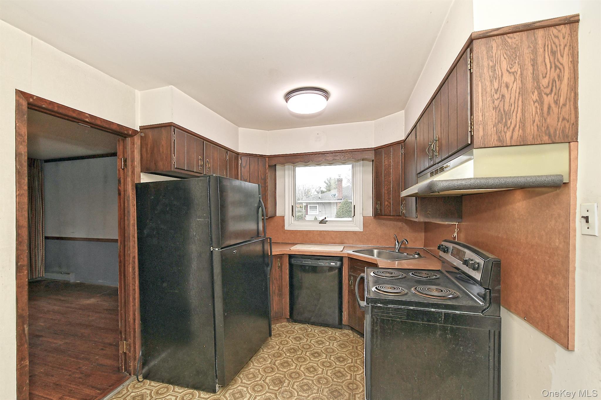 #15 photo, 6 Duquesne Drive, سوفولك Greenlawn , NY 11740