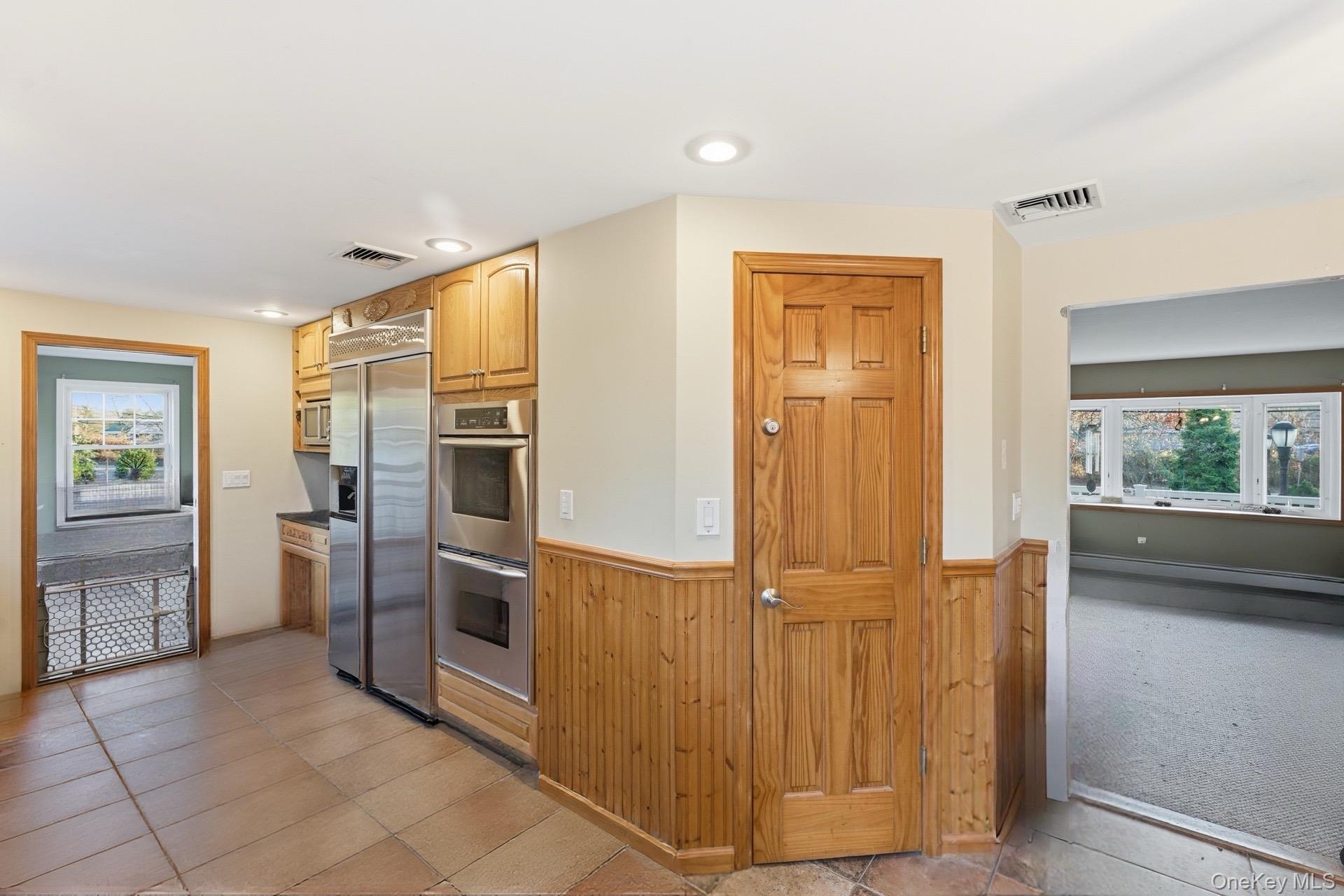 #15 photo, 2011 Orinoco Drive, West Islip , NY 11795