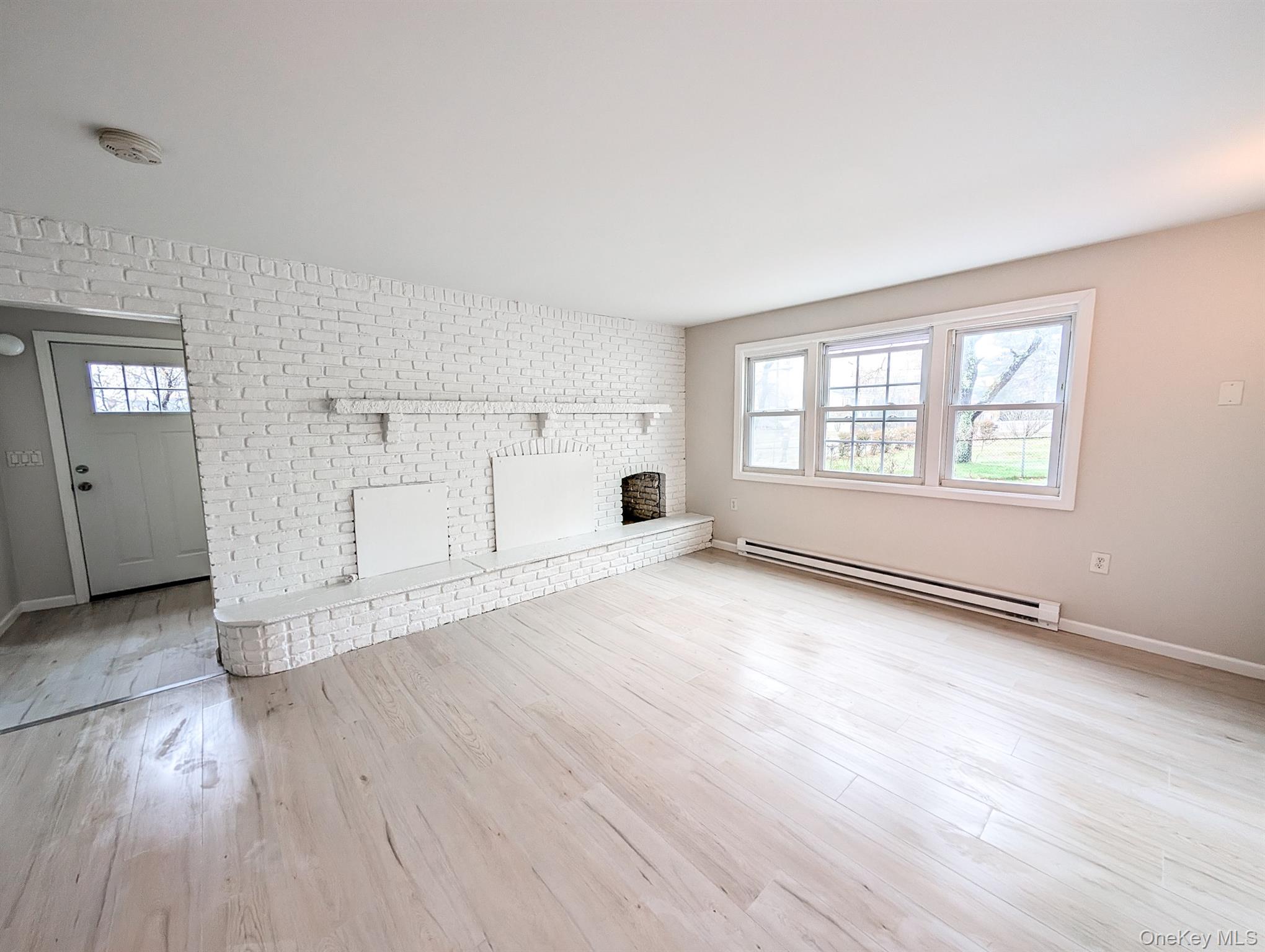 #4 photo, 1932 Joshuas Path, Central Islip , NY 11722