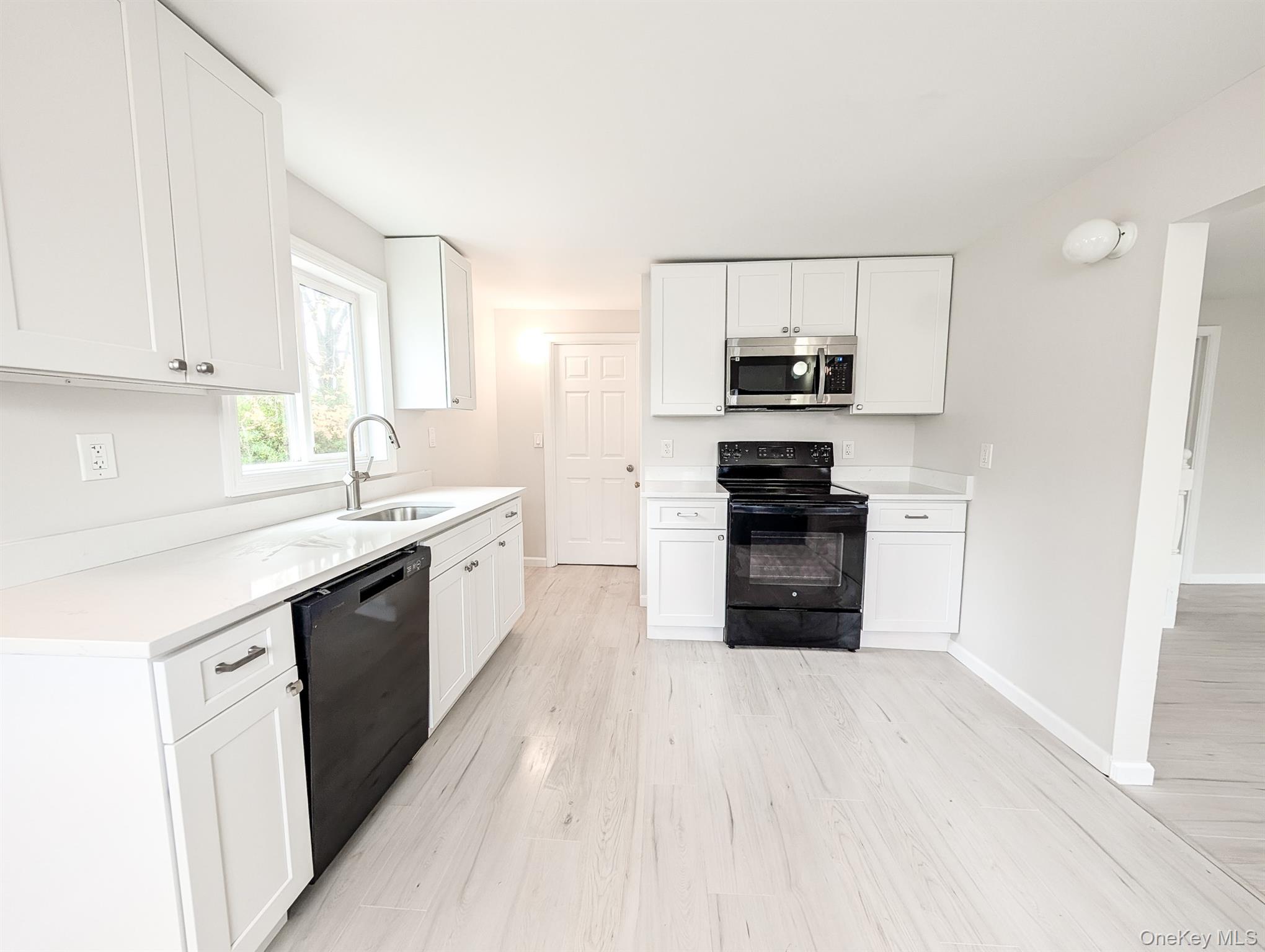 #8 photo, 1932 Joshuas Path, Central Islip , NY 11722