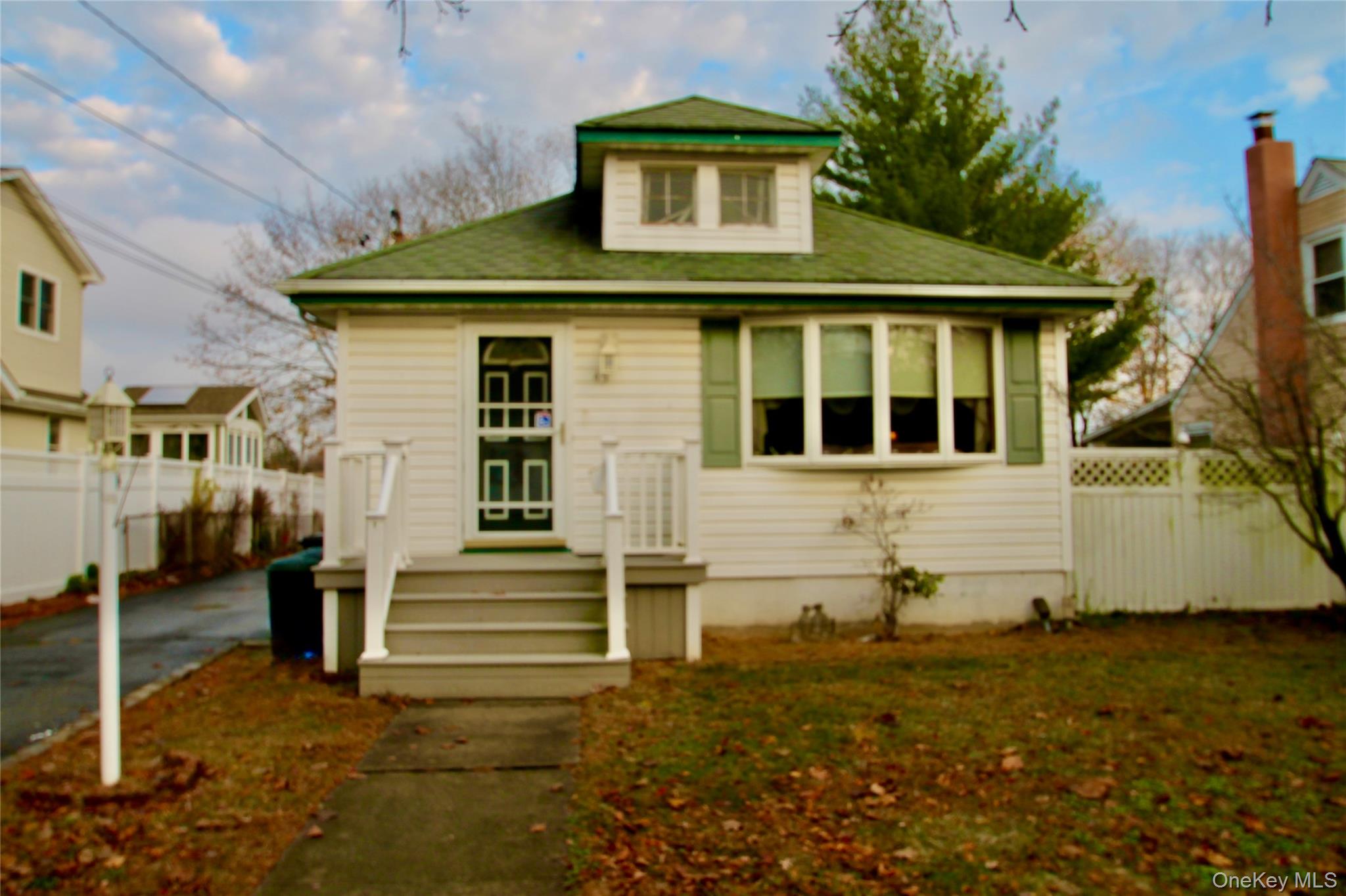 #1 photo, 45 Merokee Place, Farmingdale , NY 11735